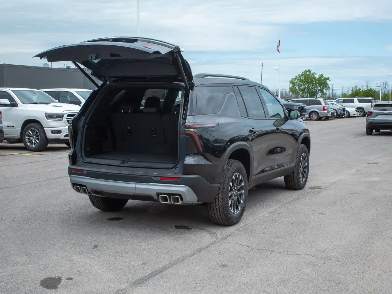 Chevrolet Traverse снимка Chevrolet Traverse
