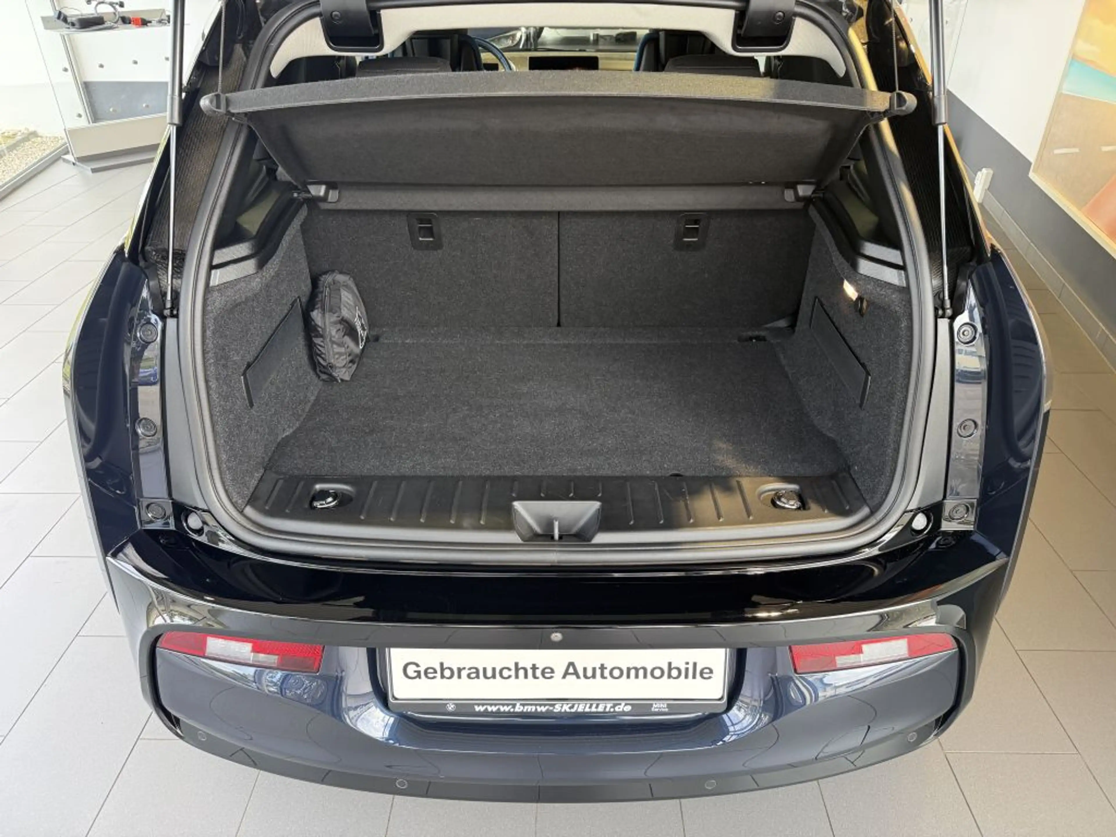 BMW i3 120 Ah KOMF+adp.LED+ACC+NAVIpro+AC/DC+AL+20* — photo 14
