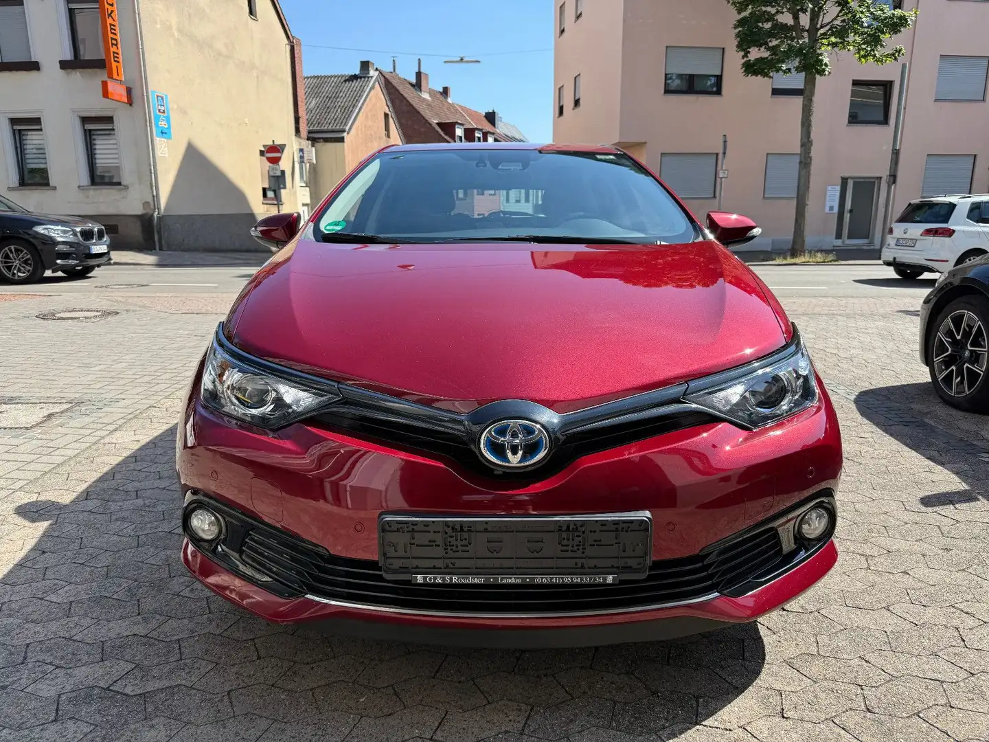Toyota Auris 1.8 Hybrid Team D *Kamera/8-fach Bereift* Rouge - 2