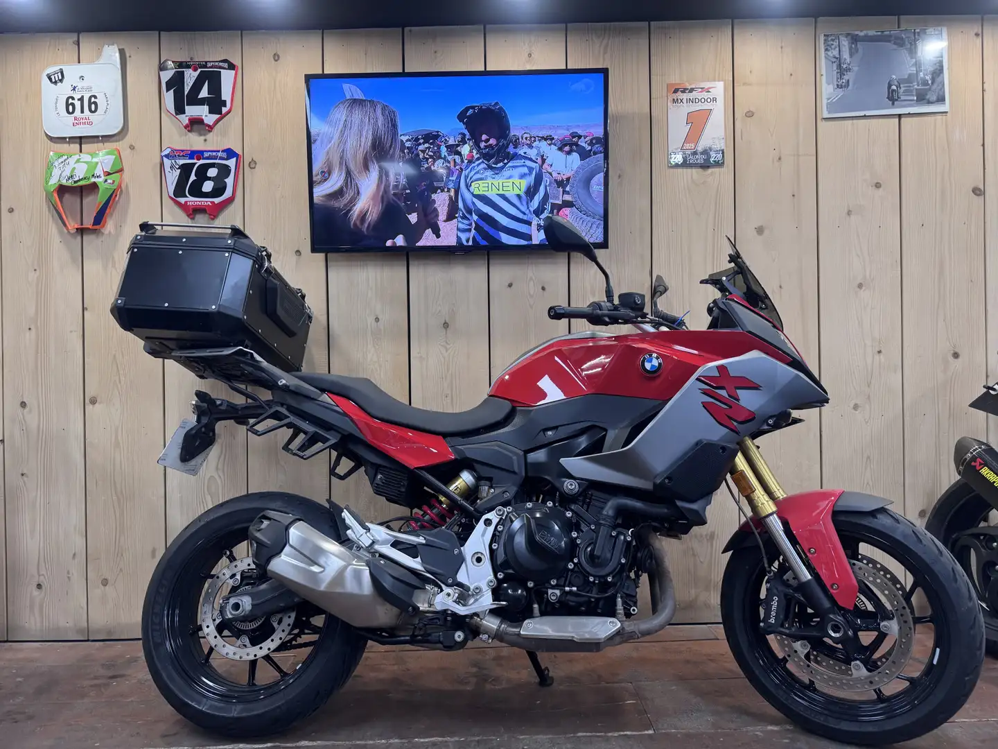BMW F 900 XR - 1