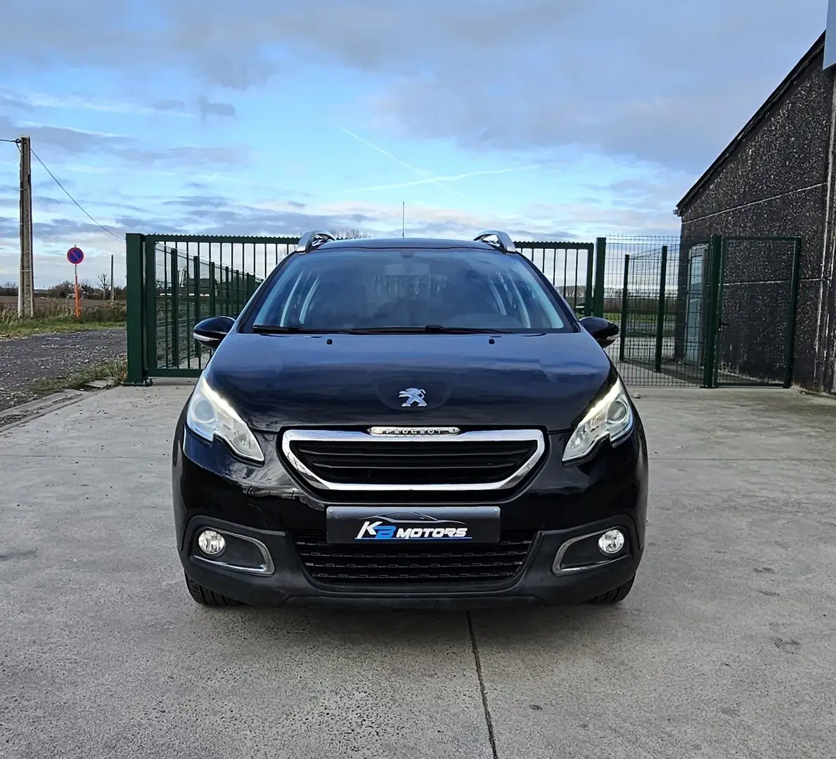 Peugeot 2008 2008 1.2i PureTech Active - Garantie Noir - 2