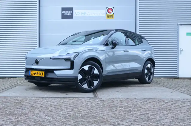 Volvo EX30 Twin Motor Performance Ultra 69 kWh AWD, Warmtepom