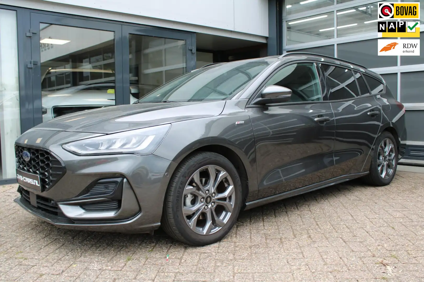 Ford Focus Wagon 1.0 EcoBoost Hybrid ST Line X Gris - 1