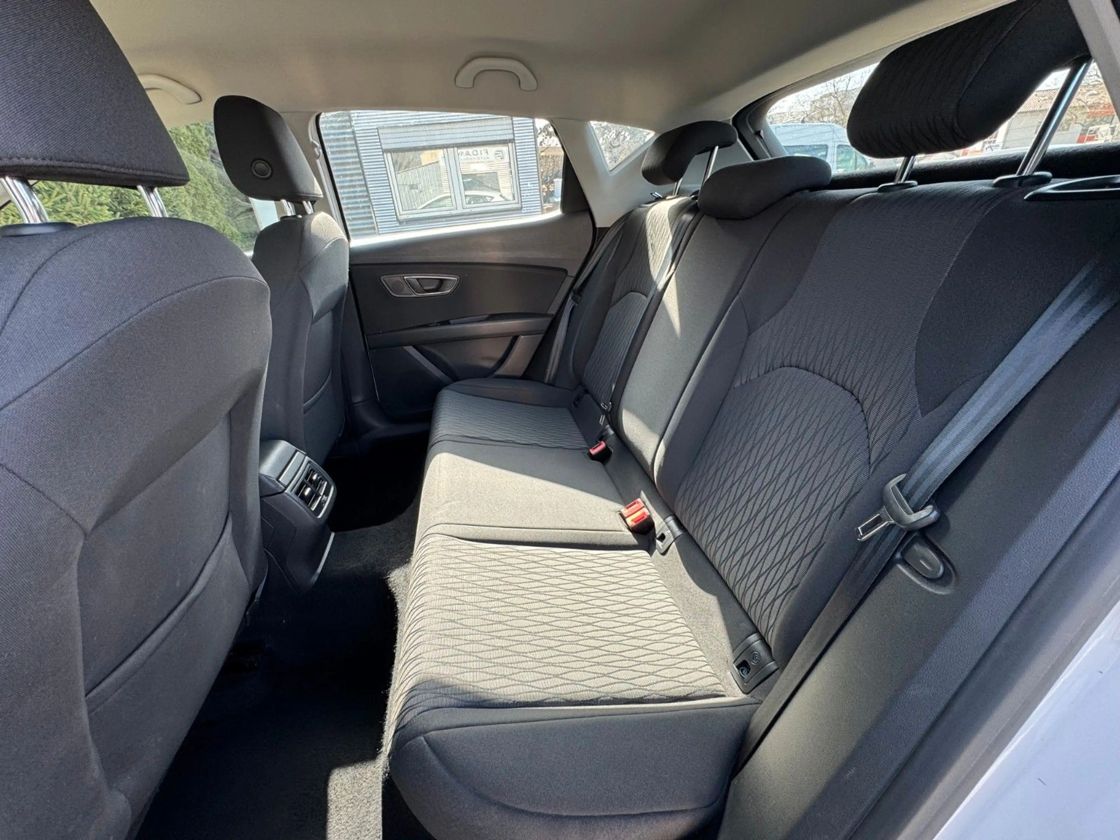 SEAT Leon Style 1.2 TSI 2.HAND*KLIMAAUTO*SCHECKHEFT — photo 11