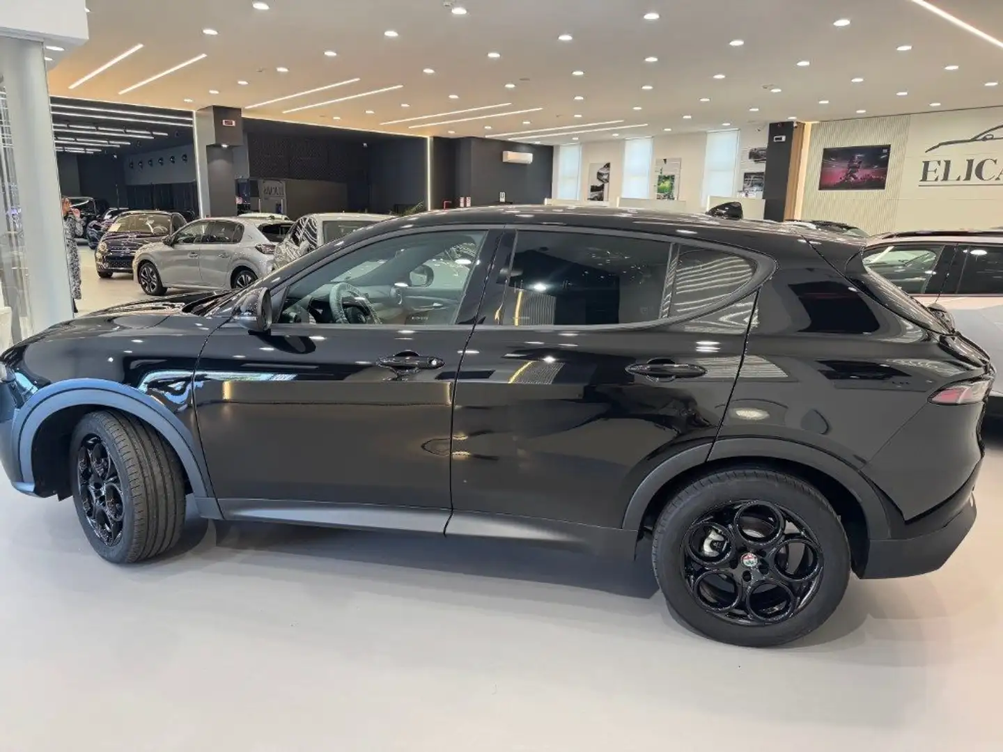 Alfa Romeo Tonale 1.5 130 CV MHEV TCT7 Super Noir - 1