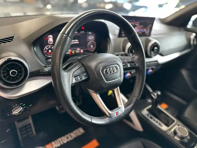 Audi Q2 view 11