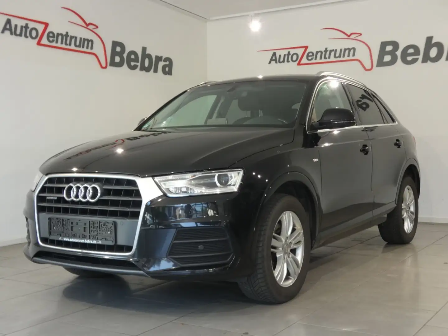 Audi Q3 S-Line Sport quattro Stronic LED/Navi/AHK/SHZ Black - 1
