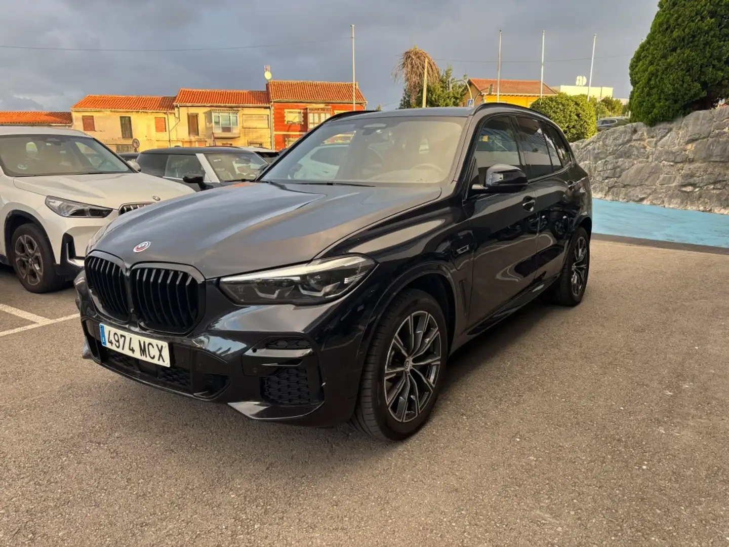 BMW X5 xDrive 45e xLine Negro - 1