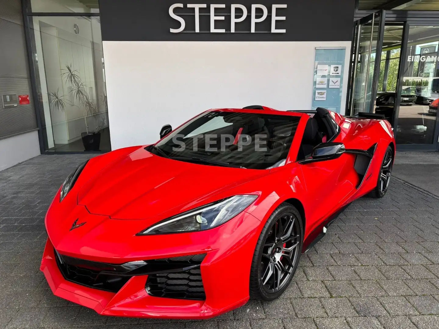 Corvette Z06 5,5V8 Cabrio Europamodell 3LZ Roşu - 1