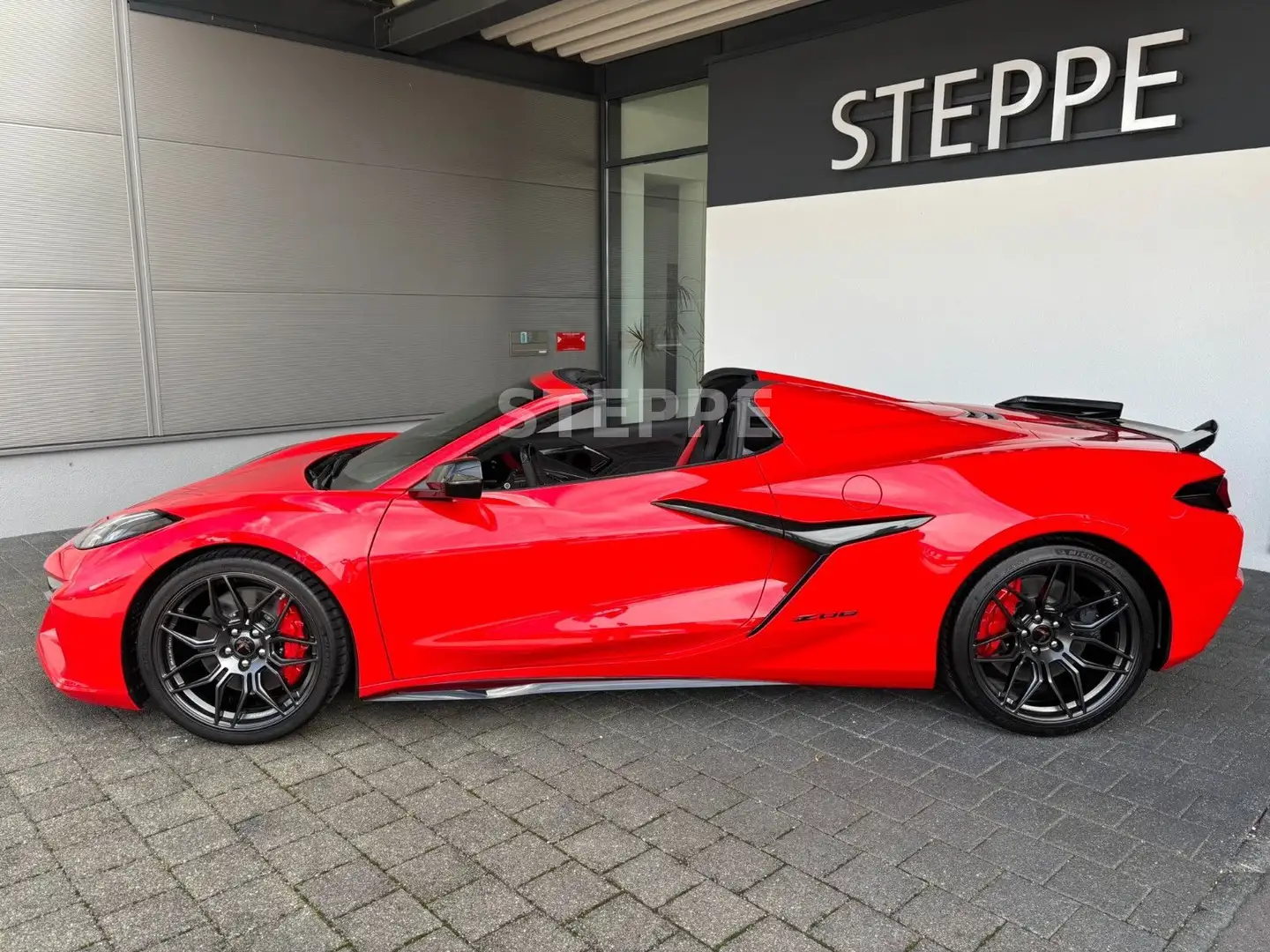 Corvette Z06 5,5V8 Cabrio Europamodell 3LZ Roşu - 2