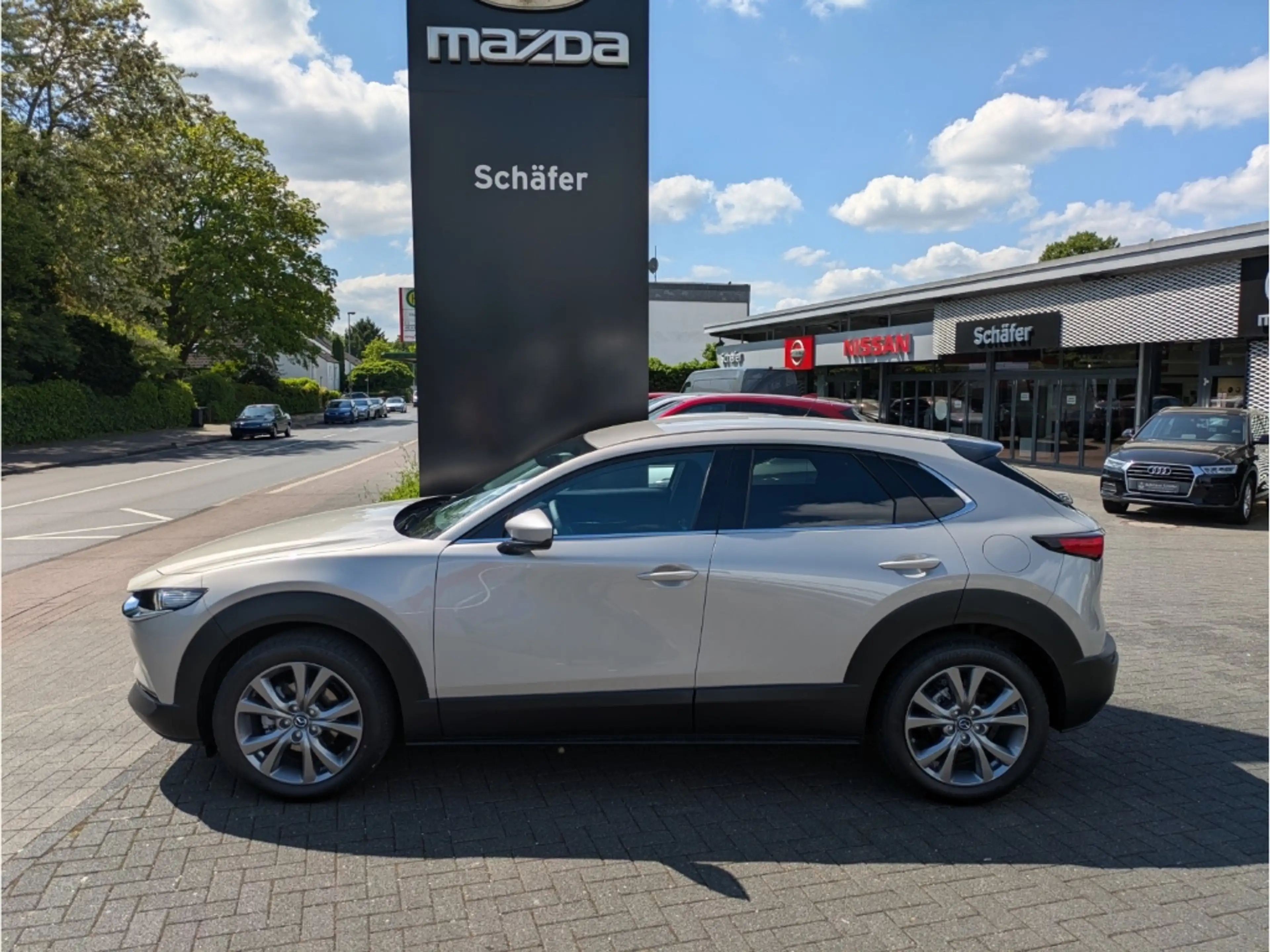 Mazda CX-30 EXCLUSIVE-L. e-Skyactiv-G 140PS 6MT HUD Navi Sound — photo 3