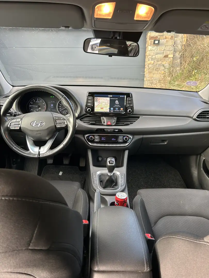 Hyundai i30 SW 1.4i i-catcher ISG Stop & Go - 1