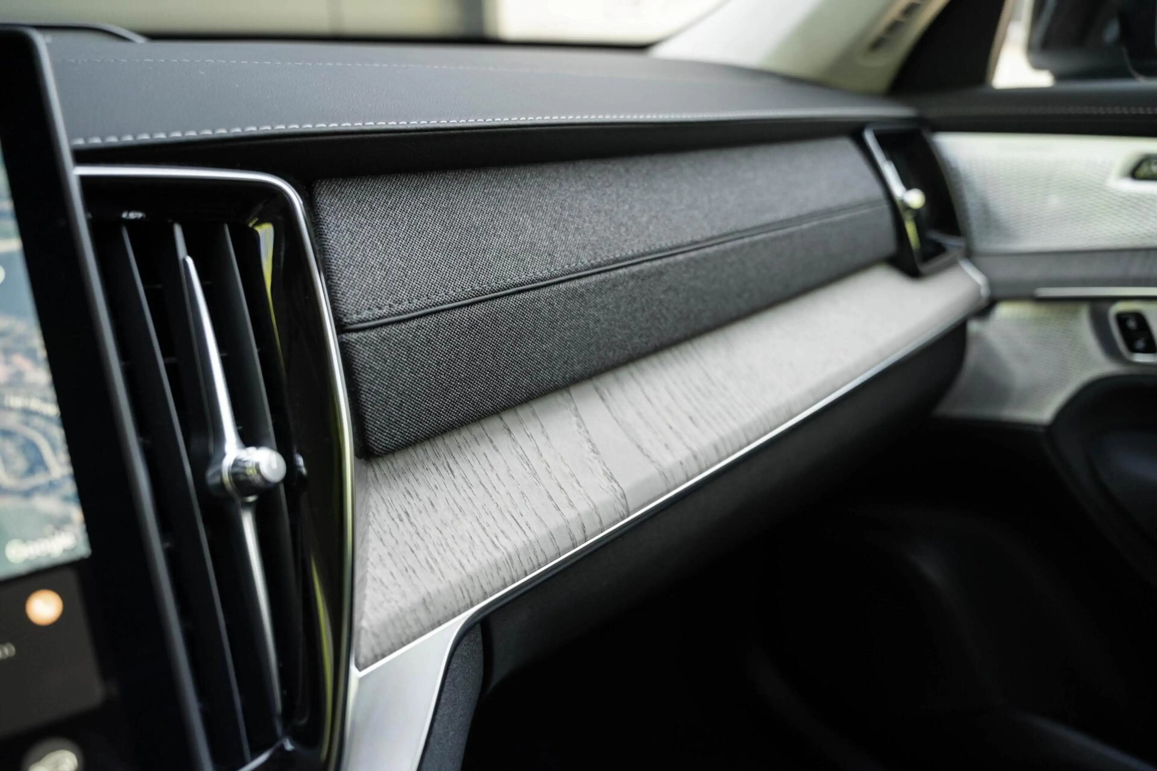 Volvo XC90 T8 Ultra Dark B&W Pano Lucht Trek HUD Massage 22 — photo 35