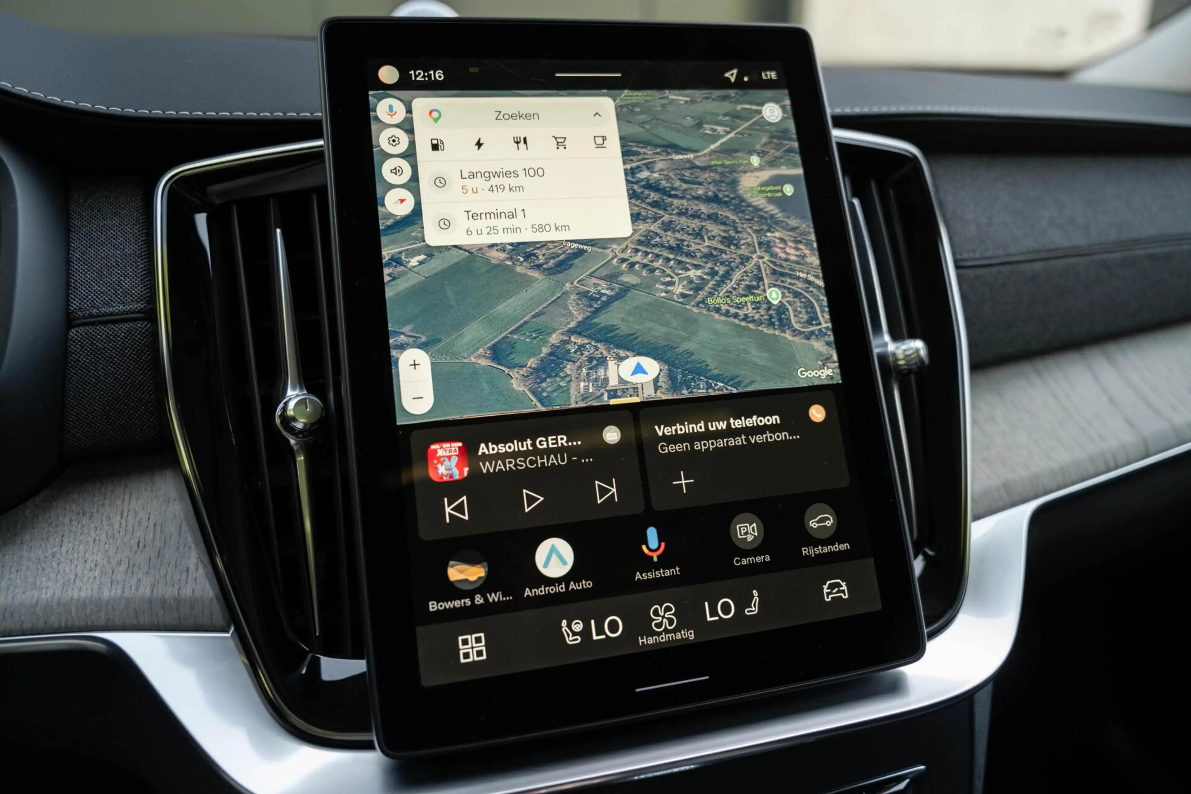 Volvo XC90 T8 Ultra Dark B&W Pano Lucht Trek HUD Massage 22 — photo 46