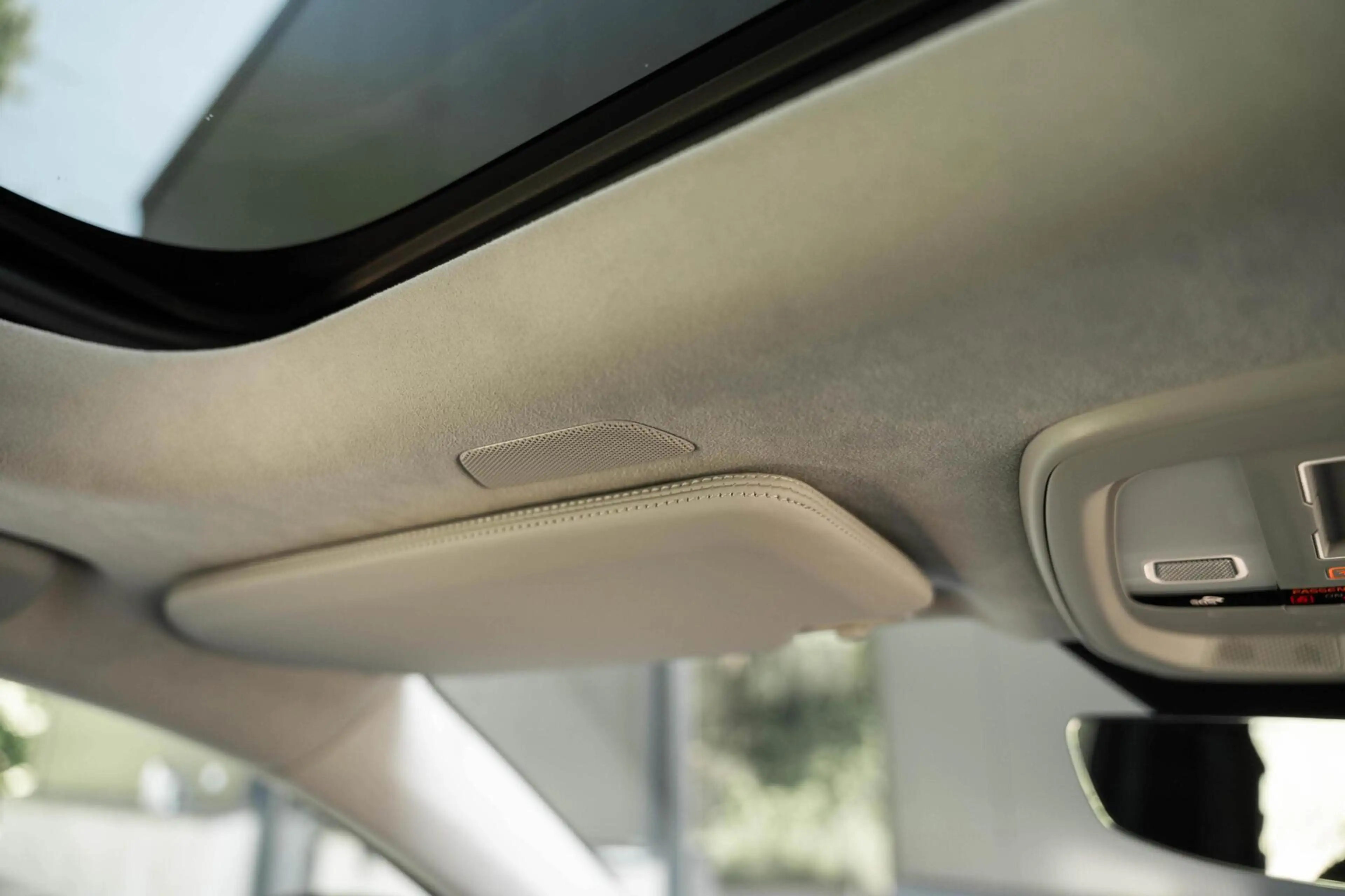 Volvo XC90 T8 Ultra Dark B&W Pano Lucht Trek HUD Massage 22 — photo 14