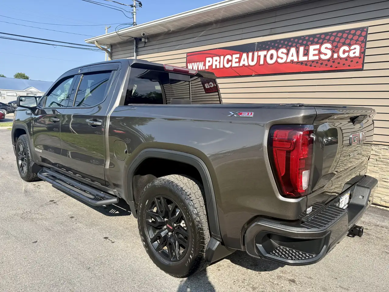 GMC Sierra 1500 photo GMC Sierra 1500
