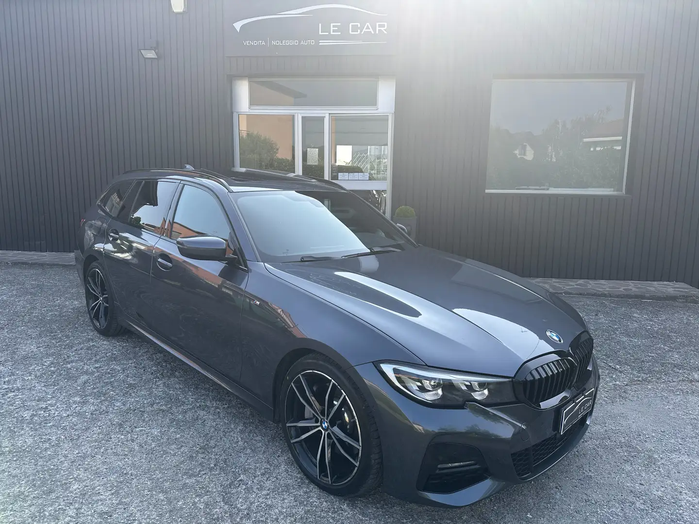BMW 330 330d Touring 48V xdrive Msport auto Grigio - 1