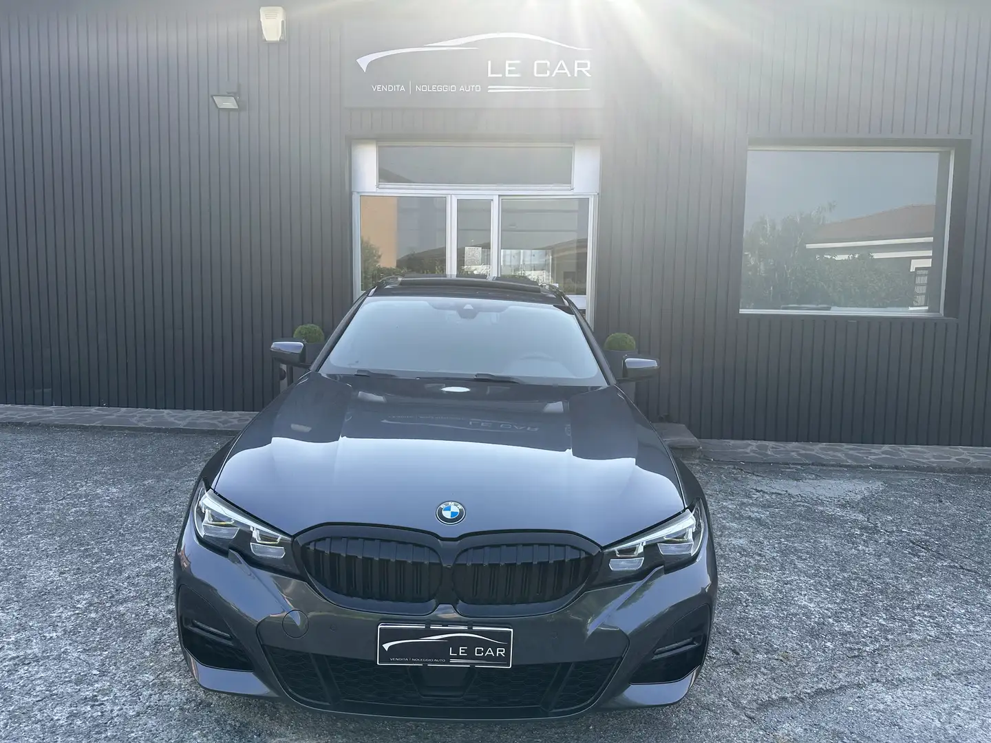 BMW 330 330d Touring 48V xdrive Msport auto Grigio - 2