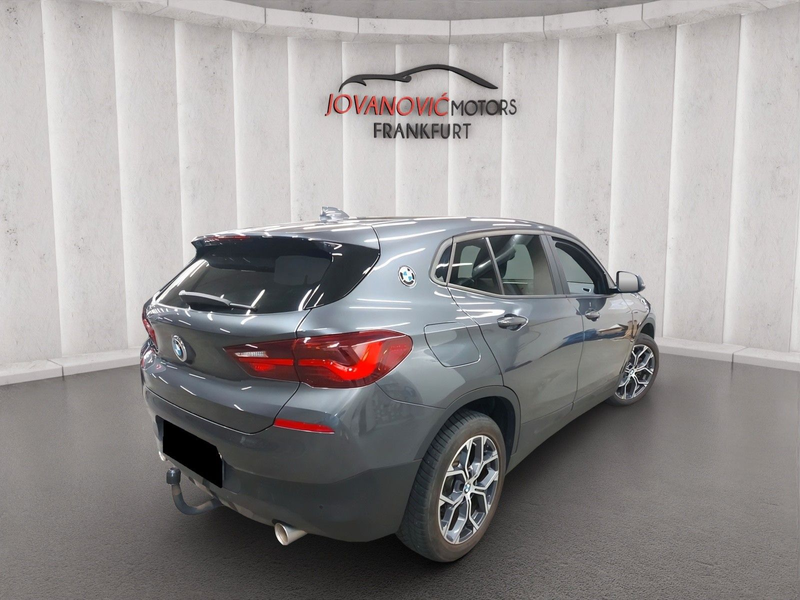 BMW X2 sDrive18dA, PANO,LED,NAVI,SHZ,Sport*11 — photo 2