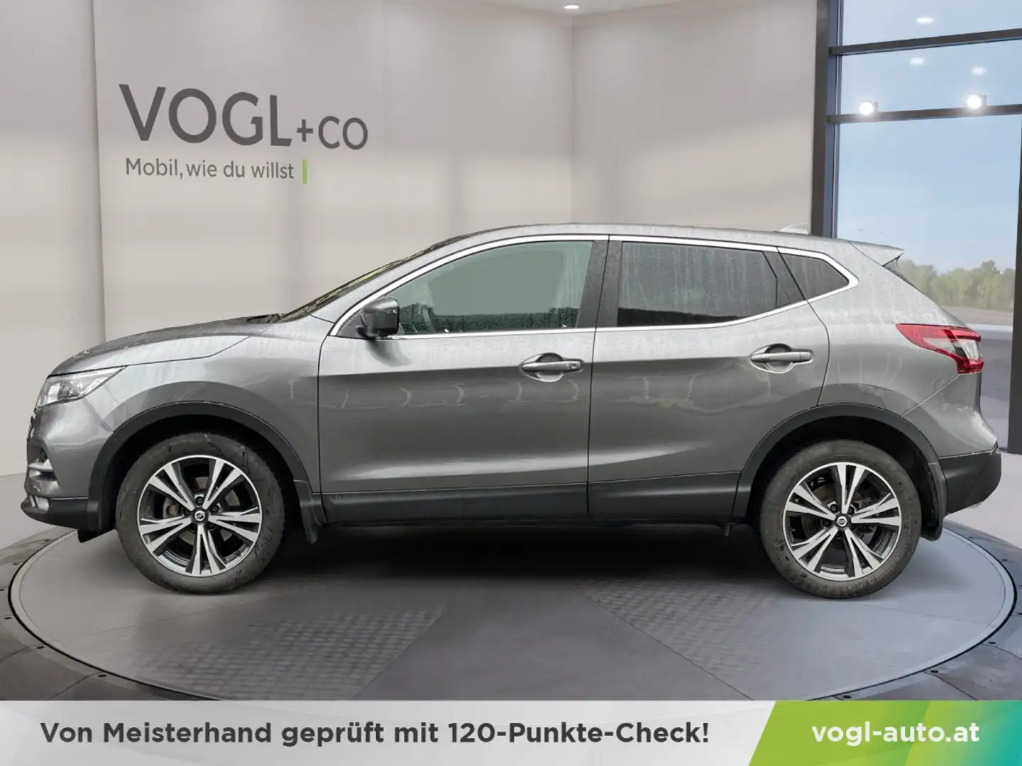 Nissan Qashqai Nissan Qashqai 1,3 DIG-T N-Connecta Aut. Grau - 2