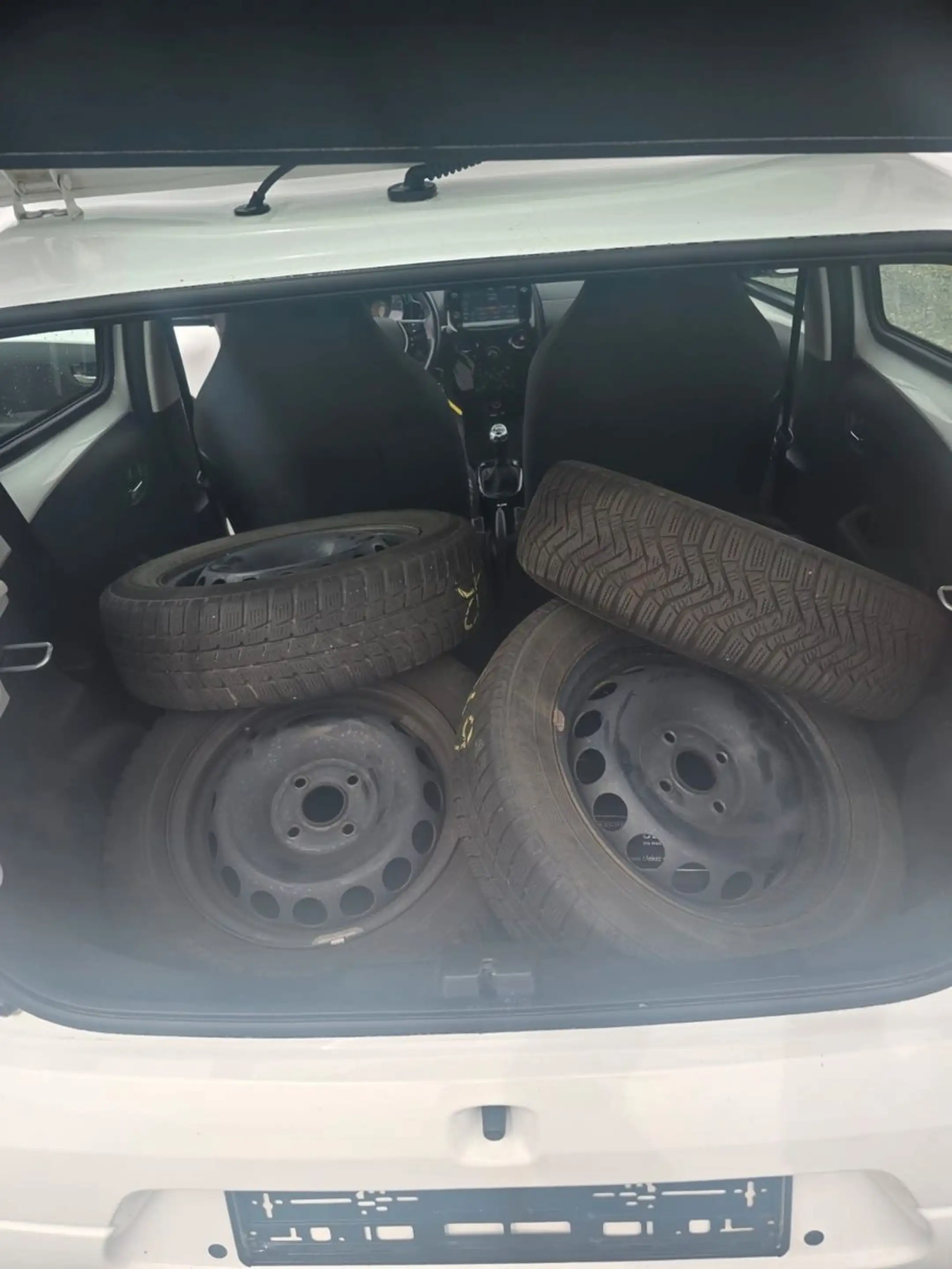 Ford Fiesta Trend — photo 12