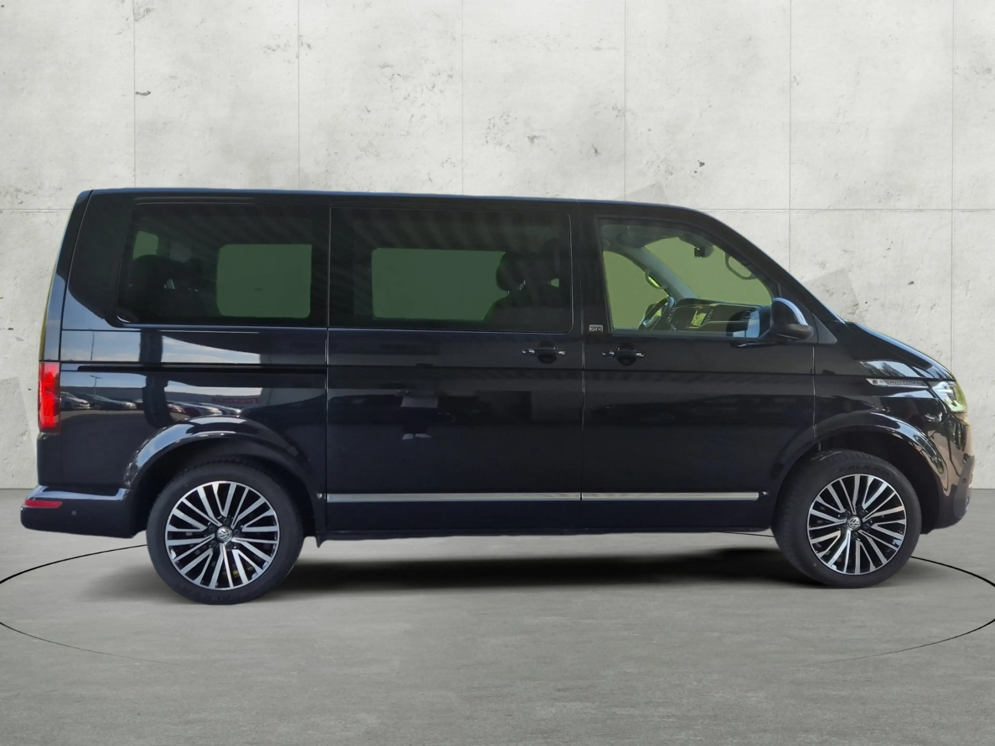 Volkswagen T6.1 Multivan 2.0 TDI DSG Generation Six +RFK+ACC+AHK+LED — photo 7