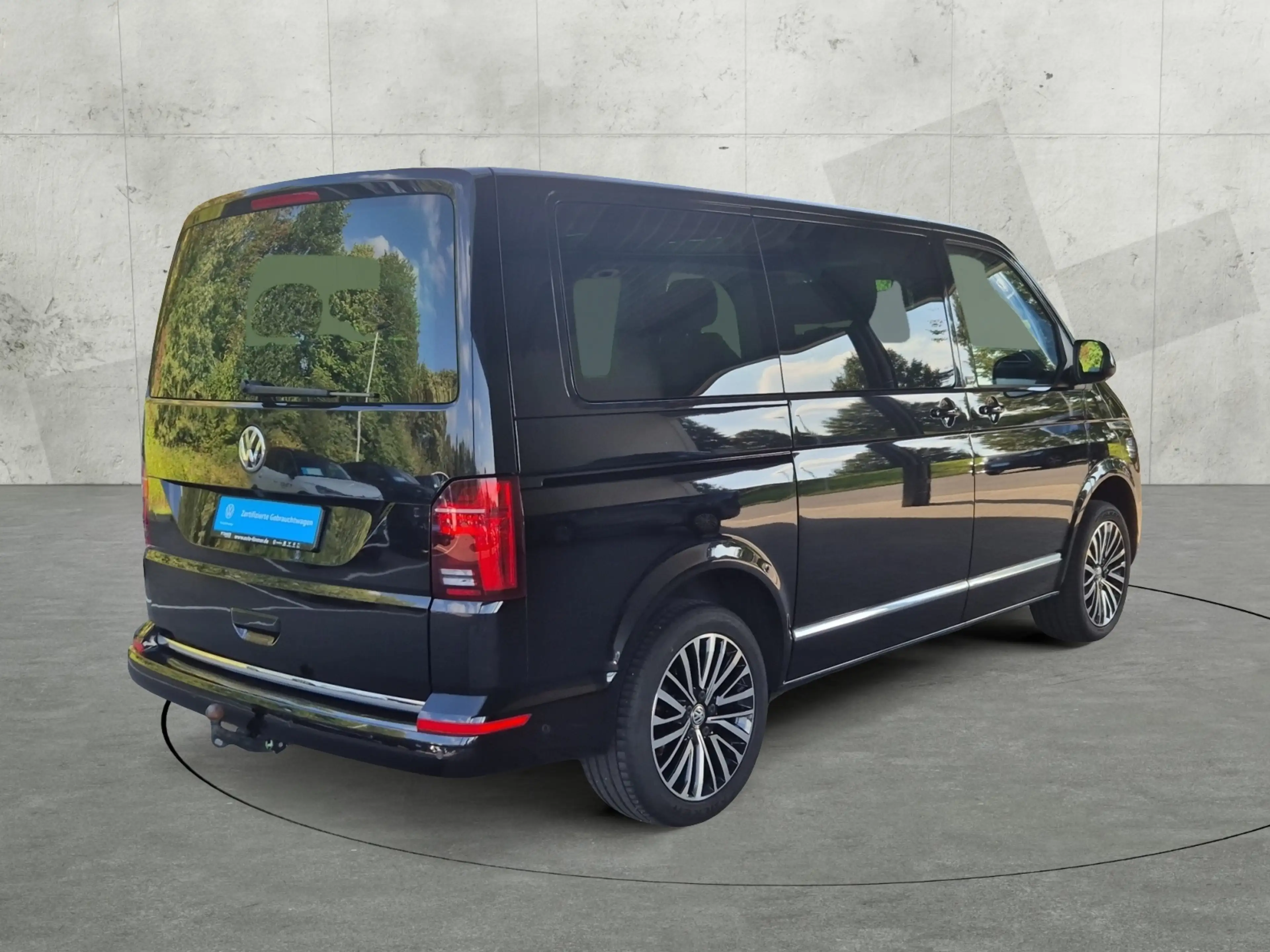 Volkswagen T6.1 Multivan 2.0 TDI DSG Generation Six +RFK+ACC+AHK+LED — photo 6