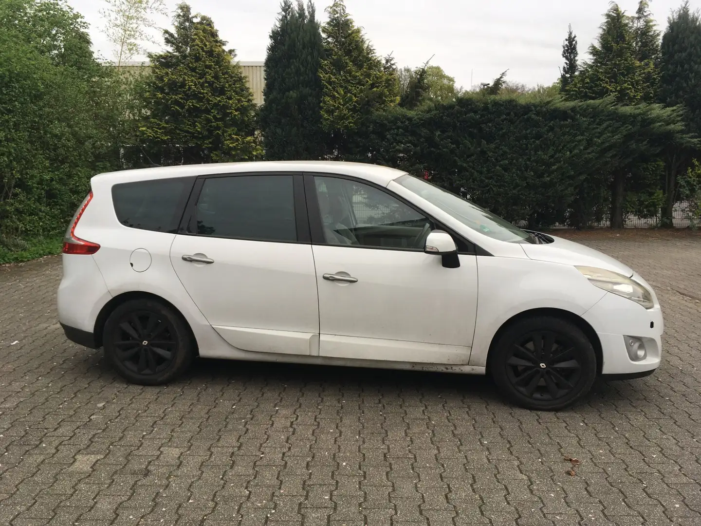 Renault Grand Scenic Scenic Diesel dCi 160 FAP Dynamique Weiß - 2