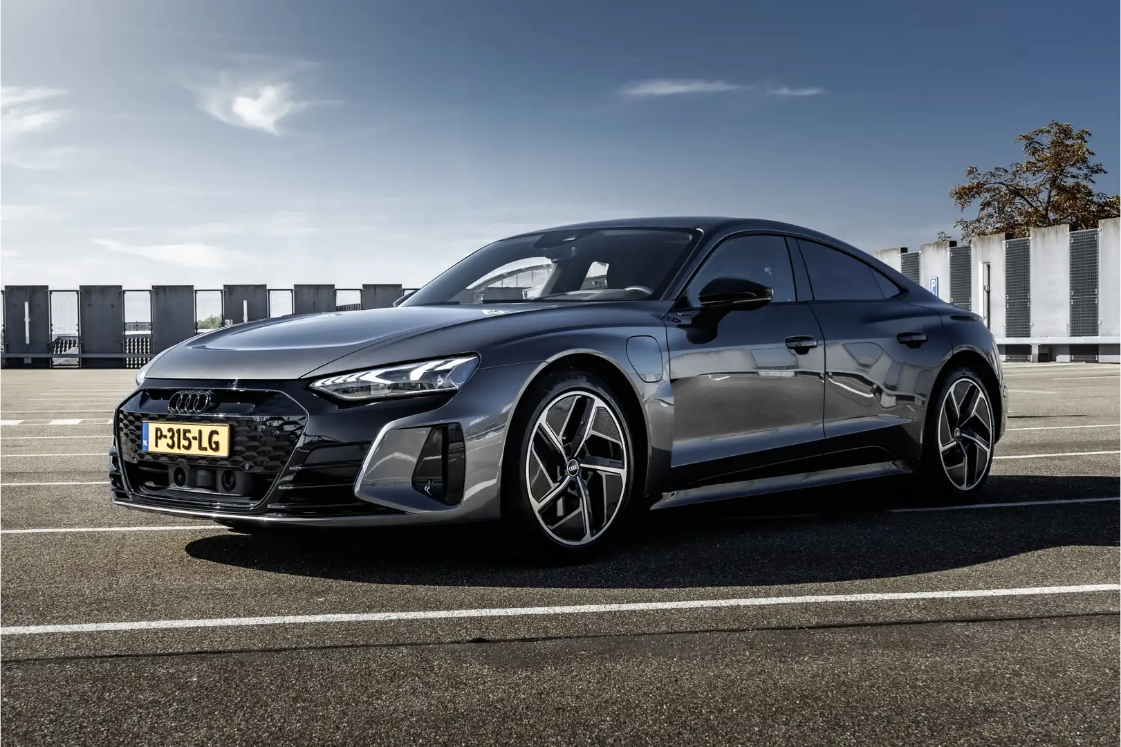 Audi e-tron GT GT 93 kWh | Orgineel NL auto | Adaptive Luchtverin Grigio - 1