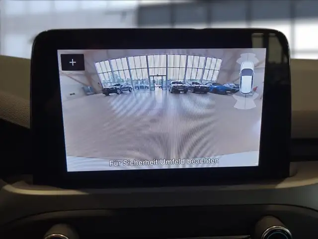 Ford Focus view 12