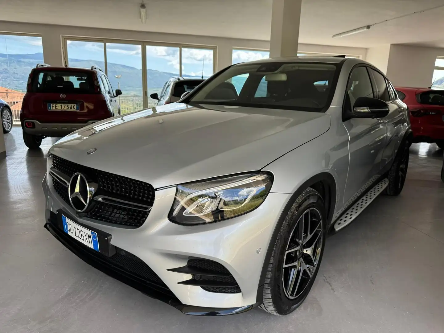 Mercedes-Benz GLC 220 Coupe d Premium 4matic auto Zilver - 1