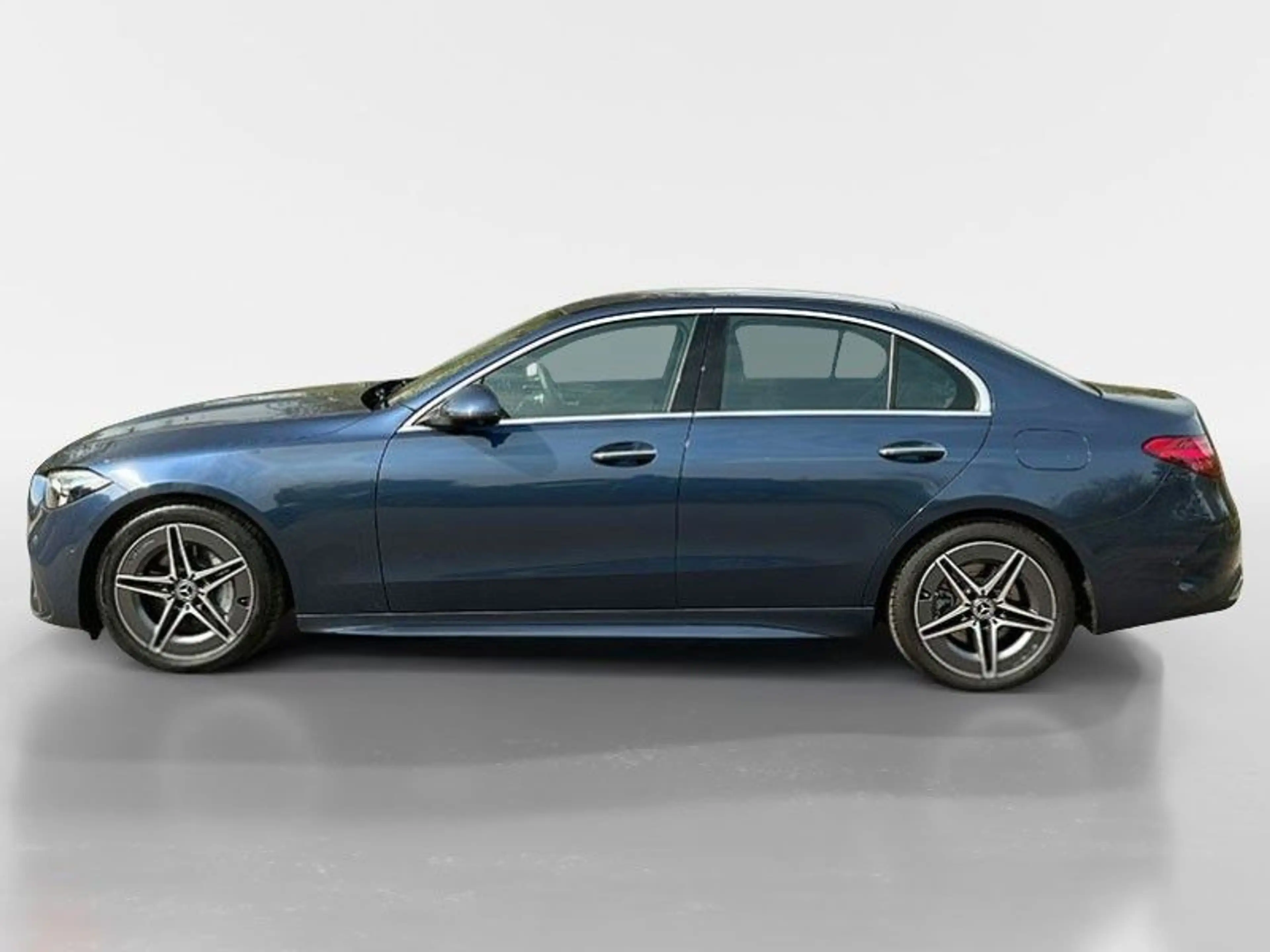 Mercedes-Benz C 300 d AMG Line KAMERA SHZ NAVI *SOFORT* — photo 3