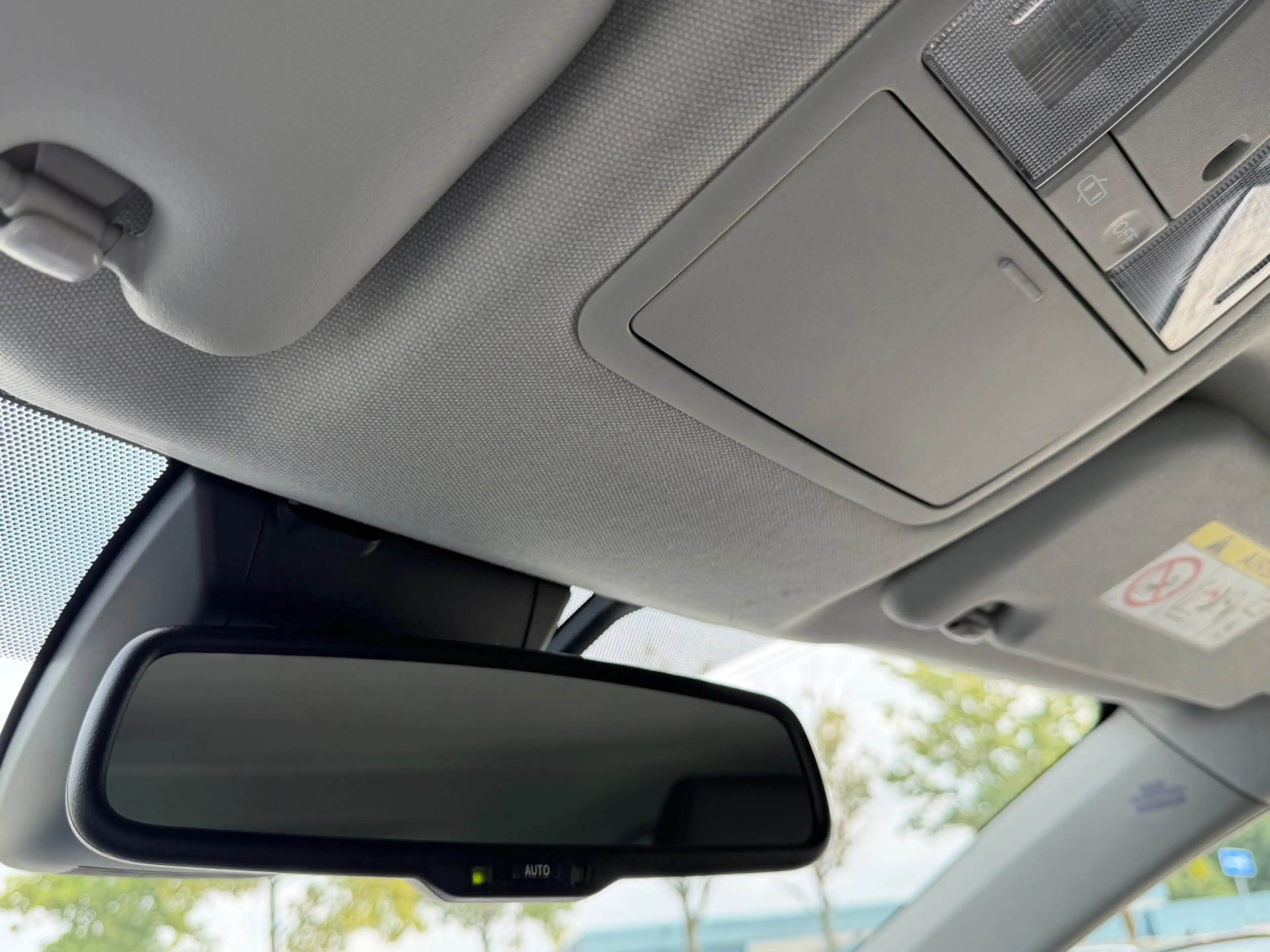Toyota Auris Touring Sports 1.8 Hybrid Dynamic, KeyLess, Navi, — photo 39