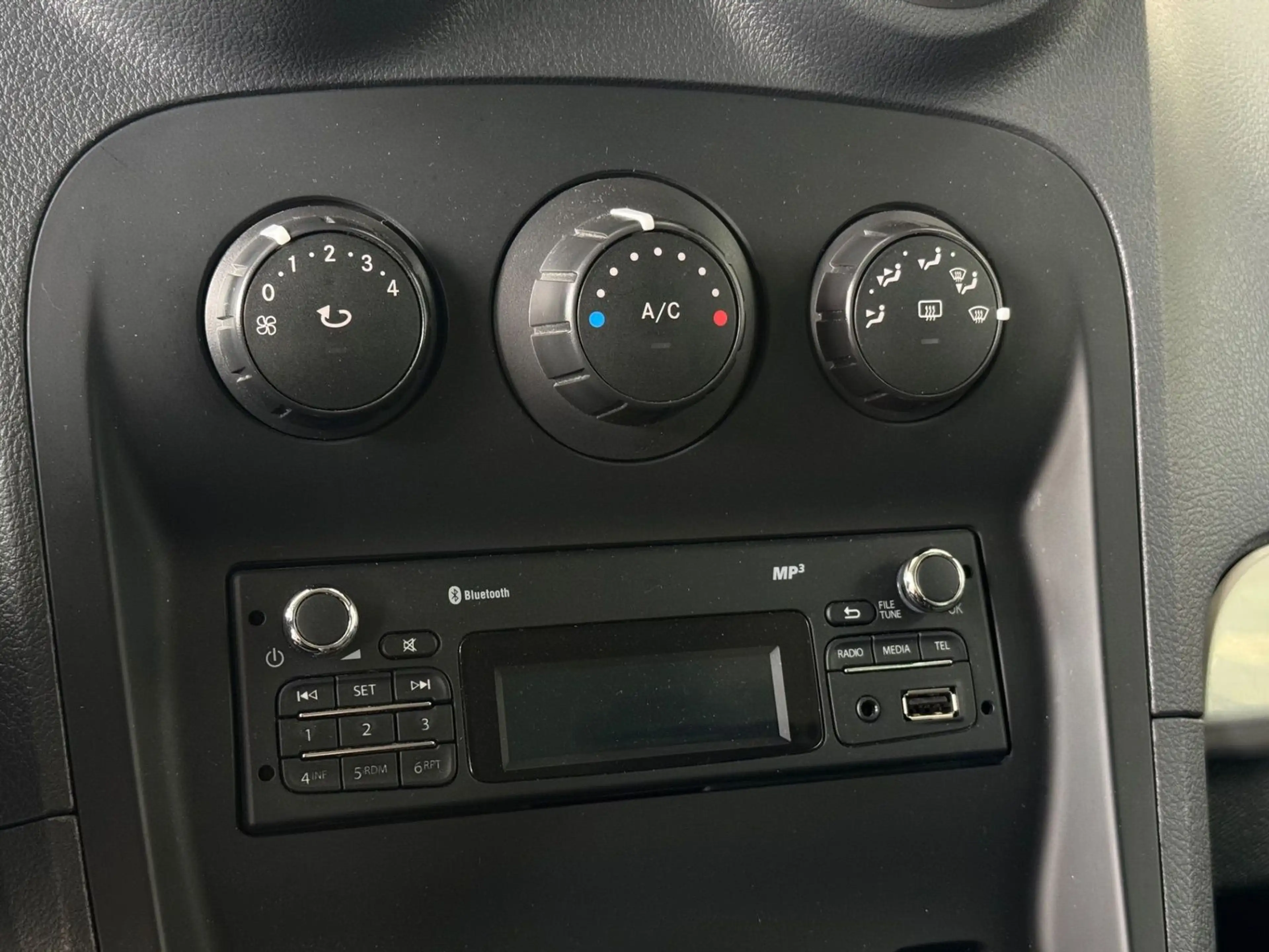Mercedes-Benz Citan 111 CDI Lang Tourer KLIMA AHK SITZHZ — photo 9