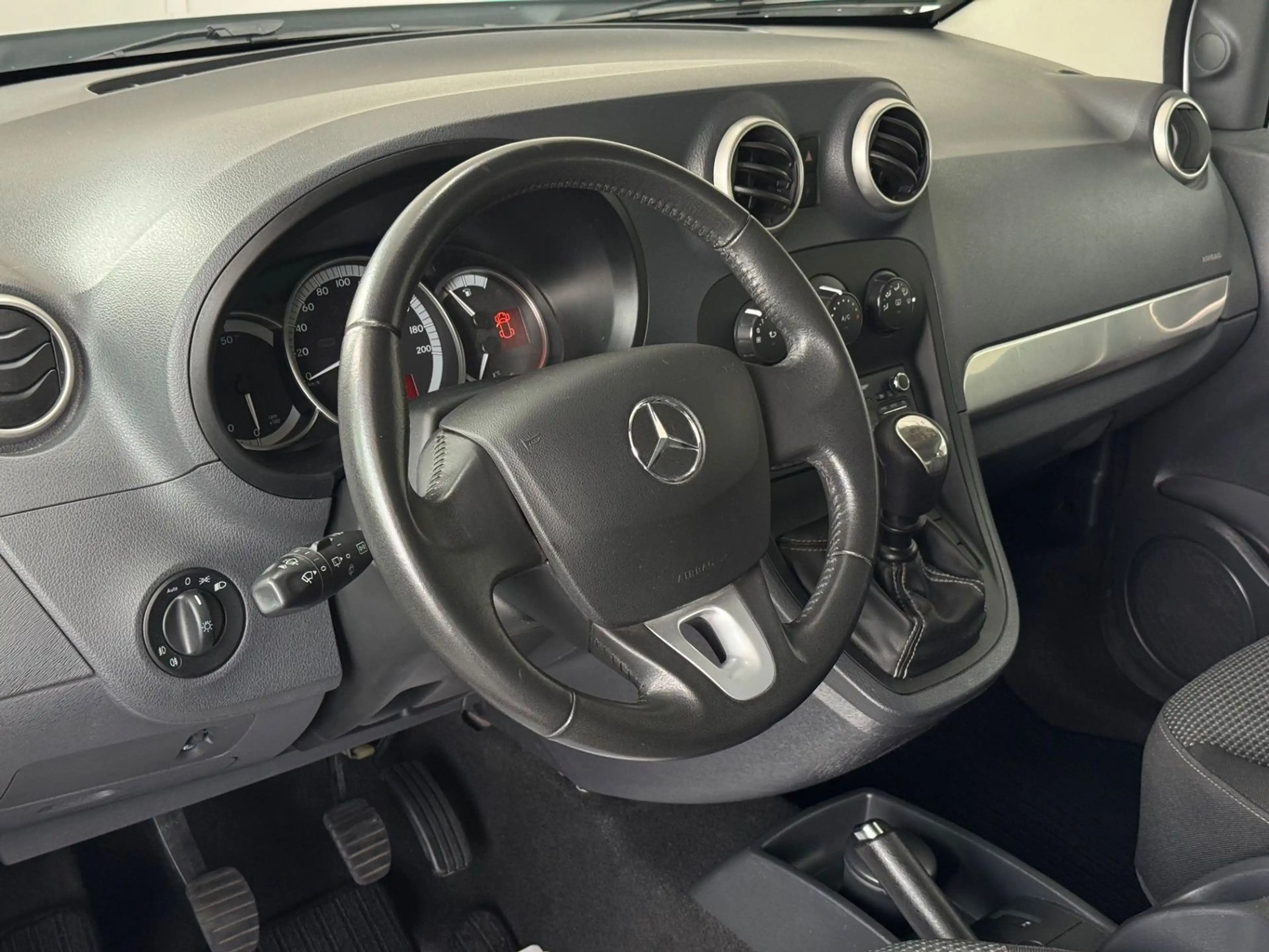 Mercedes-Benz Citan 111 CDI Lang Tourer KLIMA AHK SITZHZ — photo 5