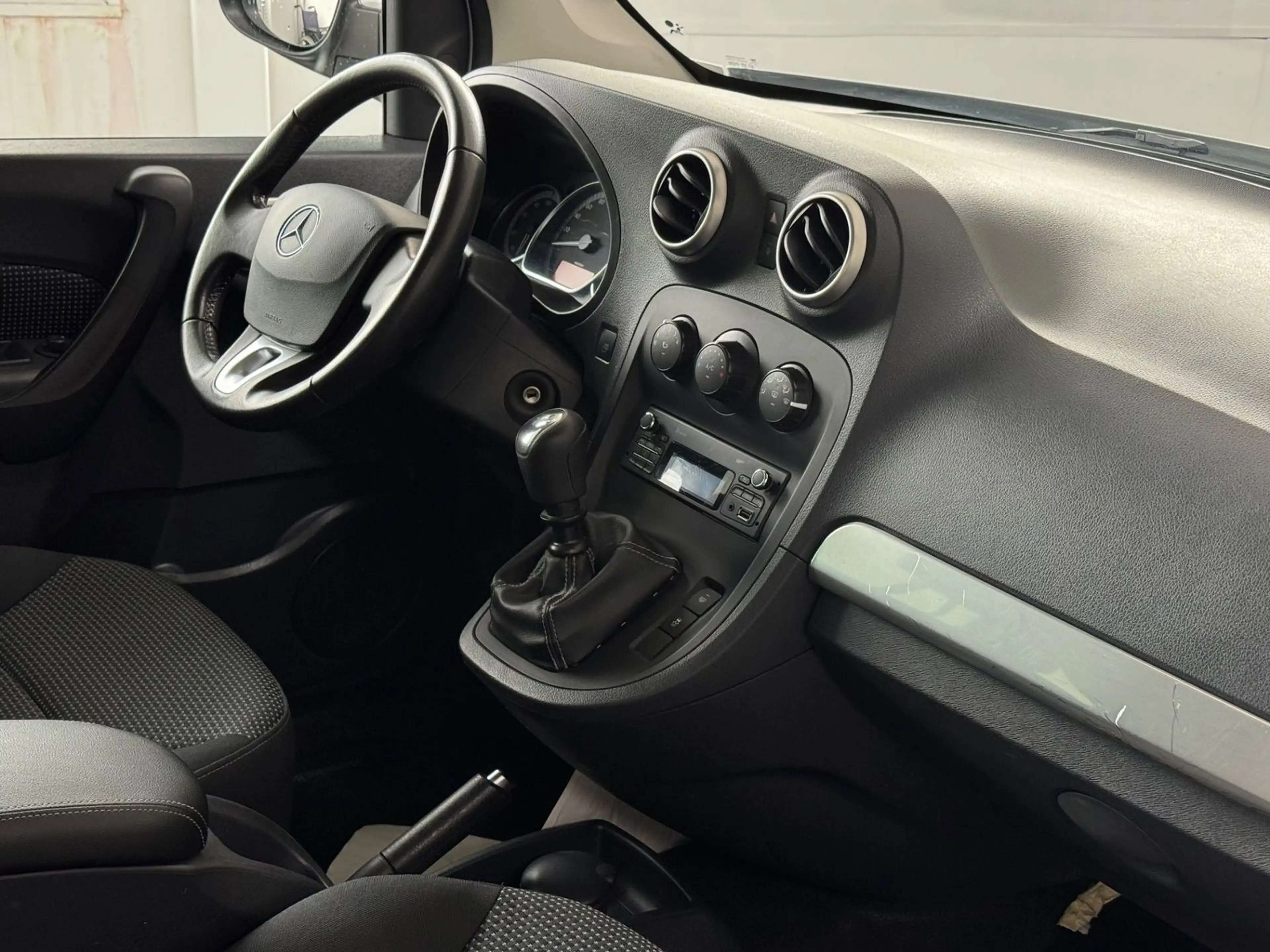 Mercedes-Benz Citan 111 CDI Lang Tourer KLIMA AHK SITZHZ — photo 7