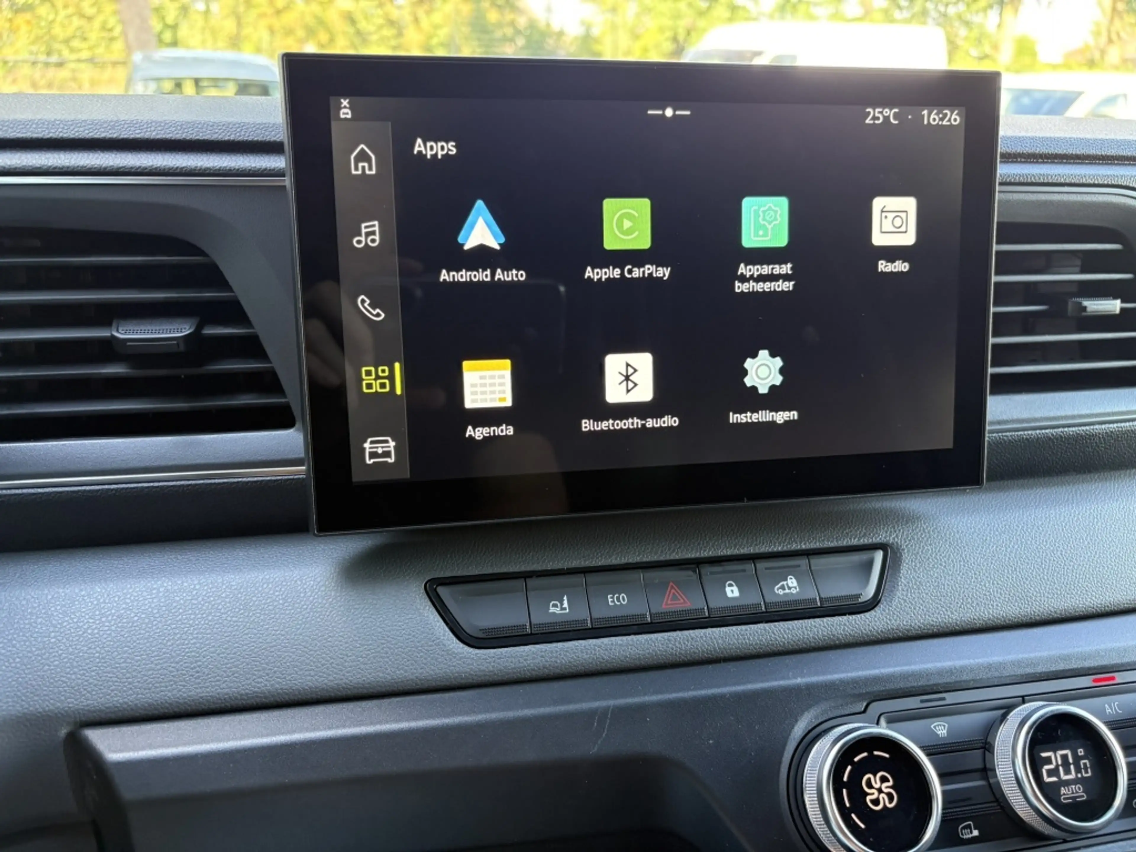 Renault Master E-Tech T35 L2H2 Advance long range 87kWh — photo 11
