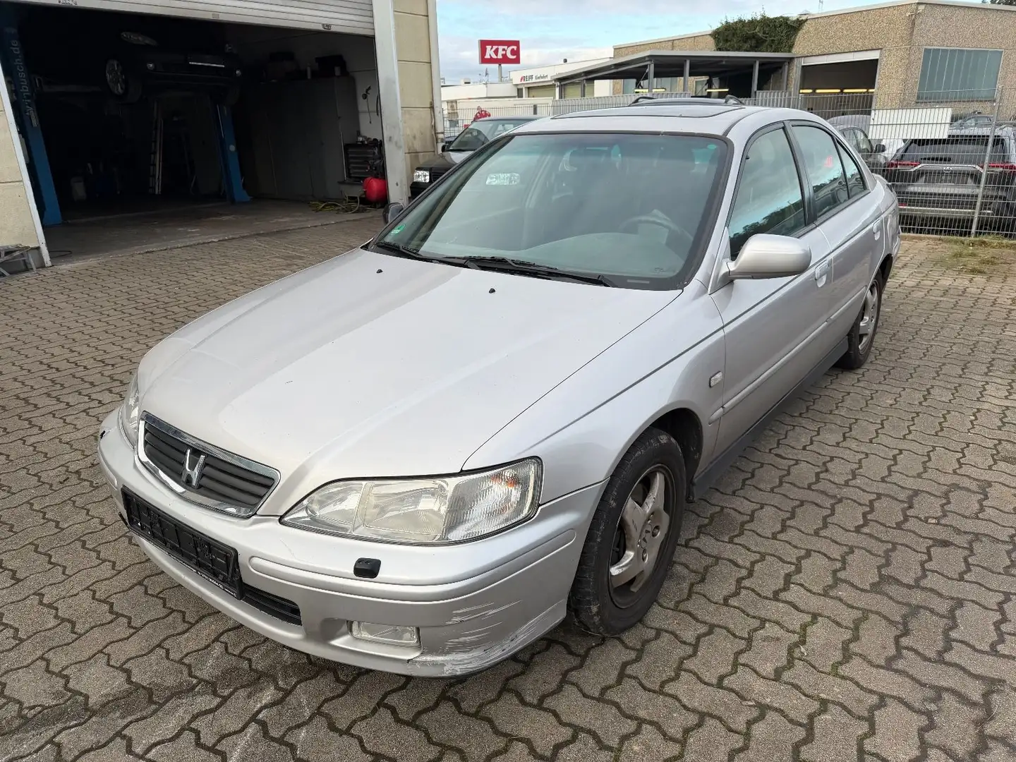 Honda Accord 2.0i LS Silber - 2