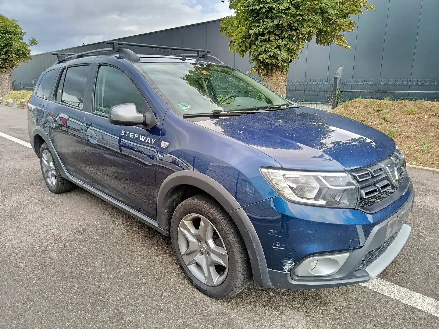Dacia Logan Logan MCV Stepway 1.5 Blue dCi SL Rainbow (EU6.2) Niebieski - 2