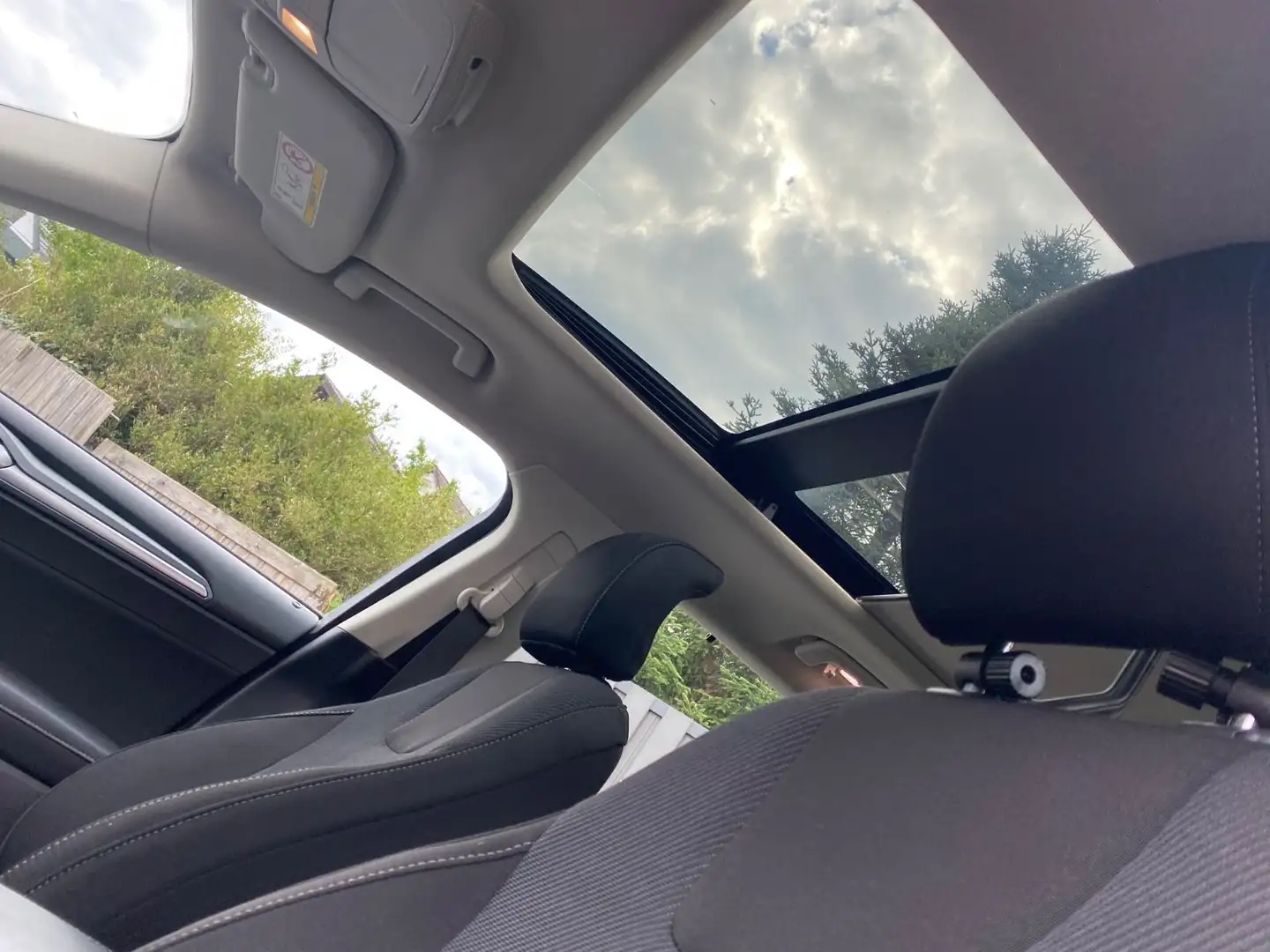 Ford Mondeo Turnier 2.0 TDCi ST Line Titanium Gris - 2