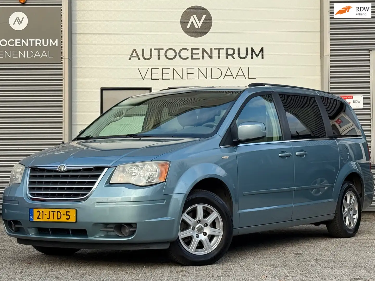 Chrysler Grand Voyager 3.8 V6 AUT 193 PK 7-ZITS LEDER/SCHUIFDEUR/TREKHAAK Blau - 1