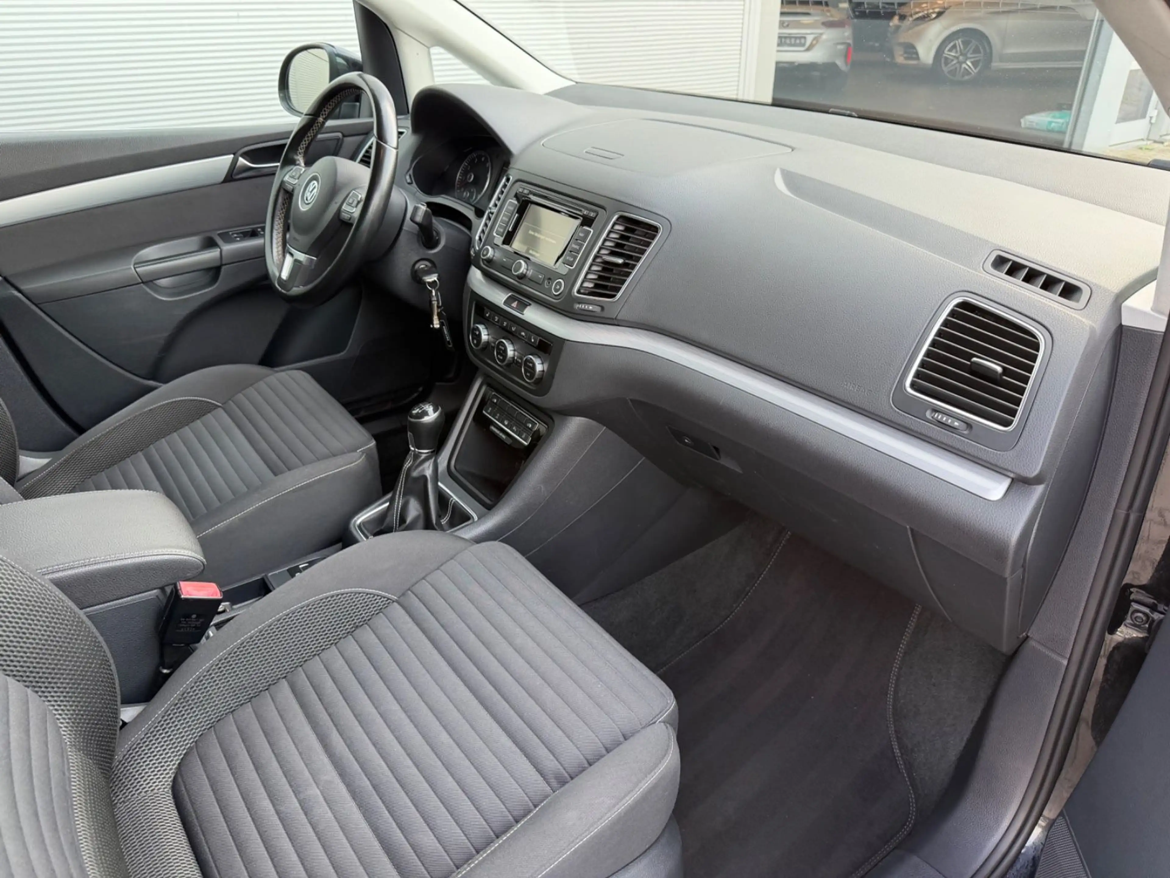 Volkswagen Sharan Cup*E.Schiebetüren*7 Sitze* — photo 13