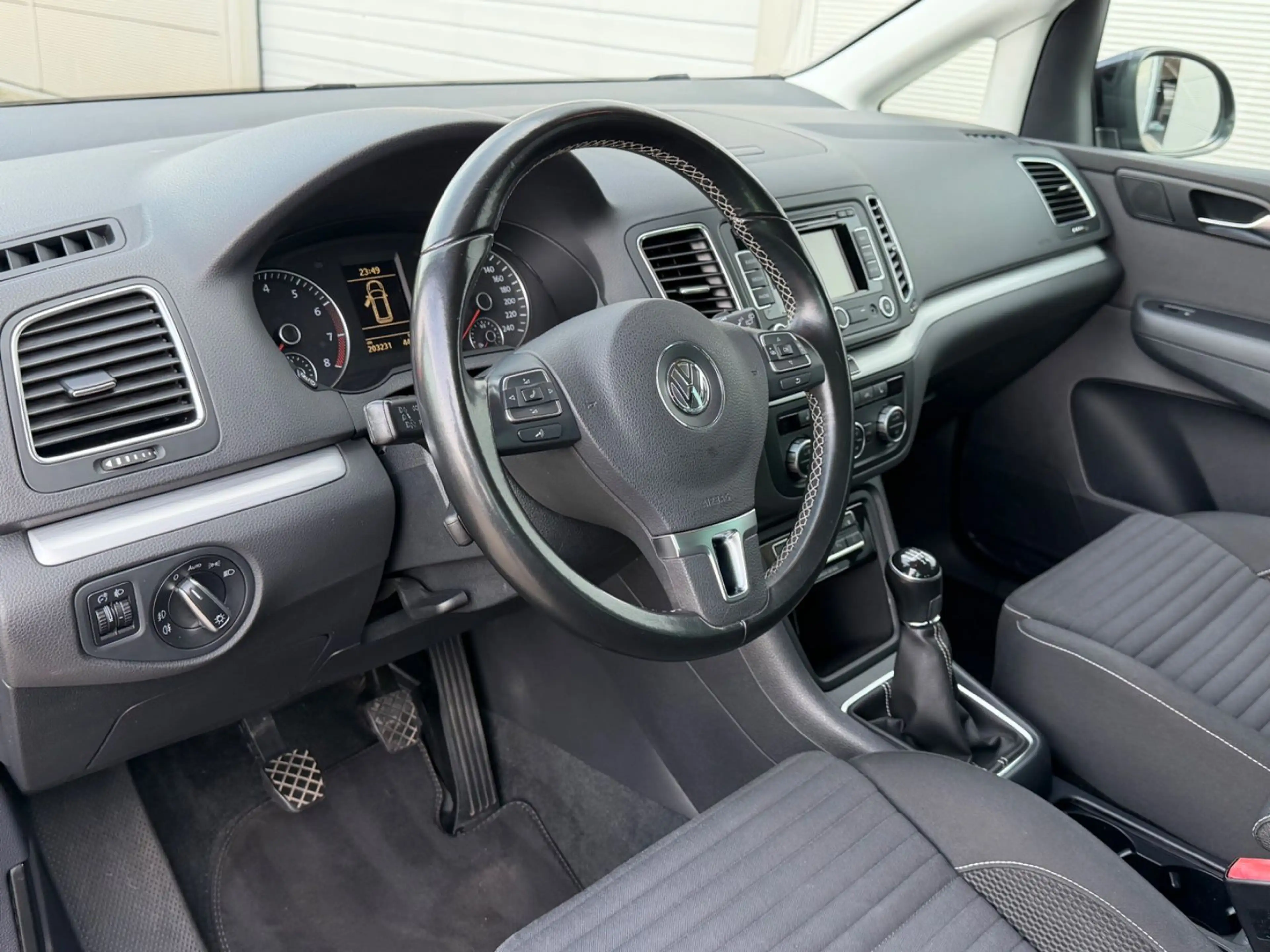 Volkswagen Sharan Cup*E.Schiebetüren*7 Sitze* — photo 8