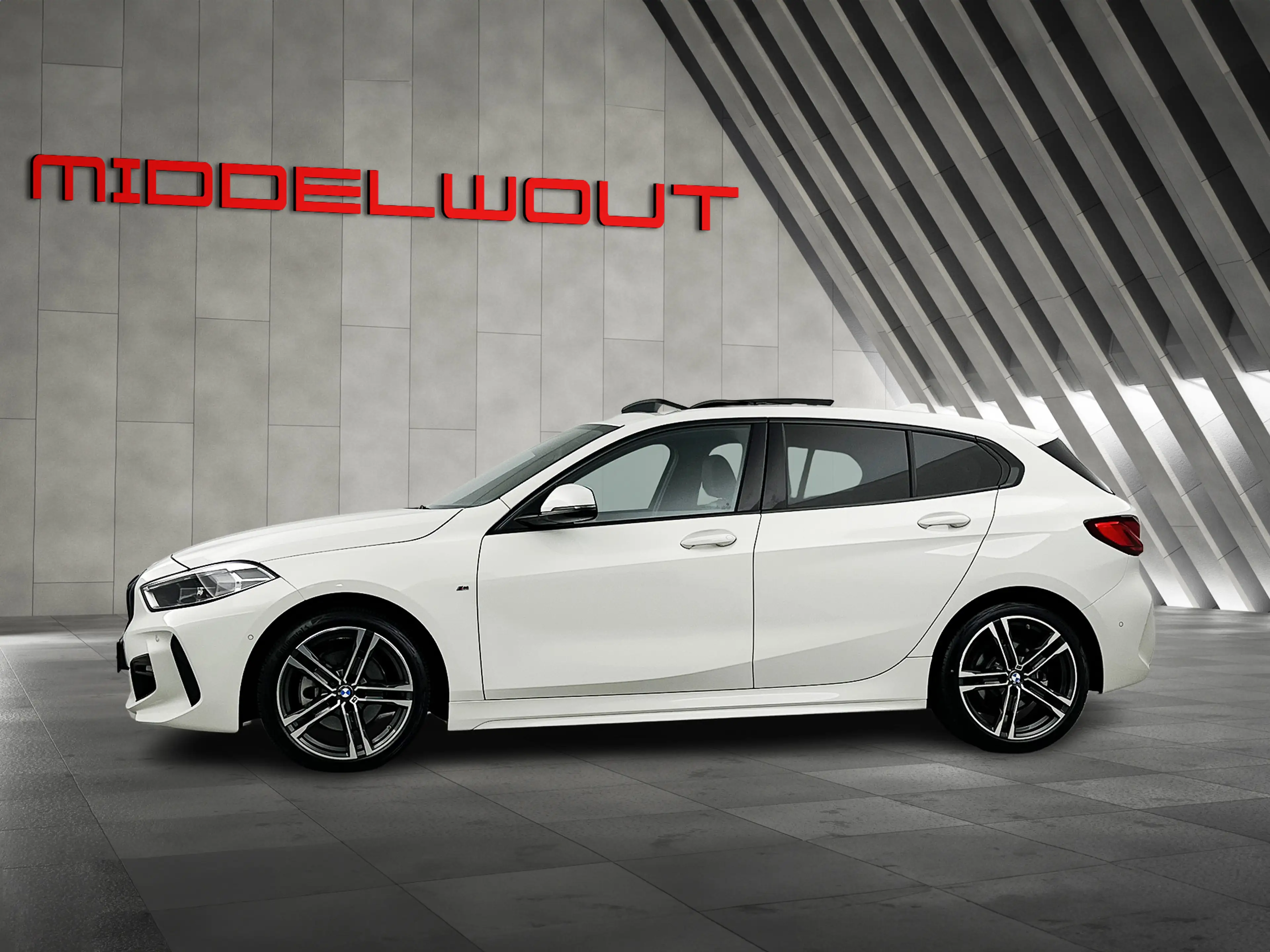 BMW 118 1-serie 118i AUT M Sport Schuifdak/Cruise/Shadow l — photo 5
