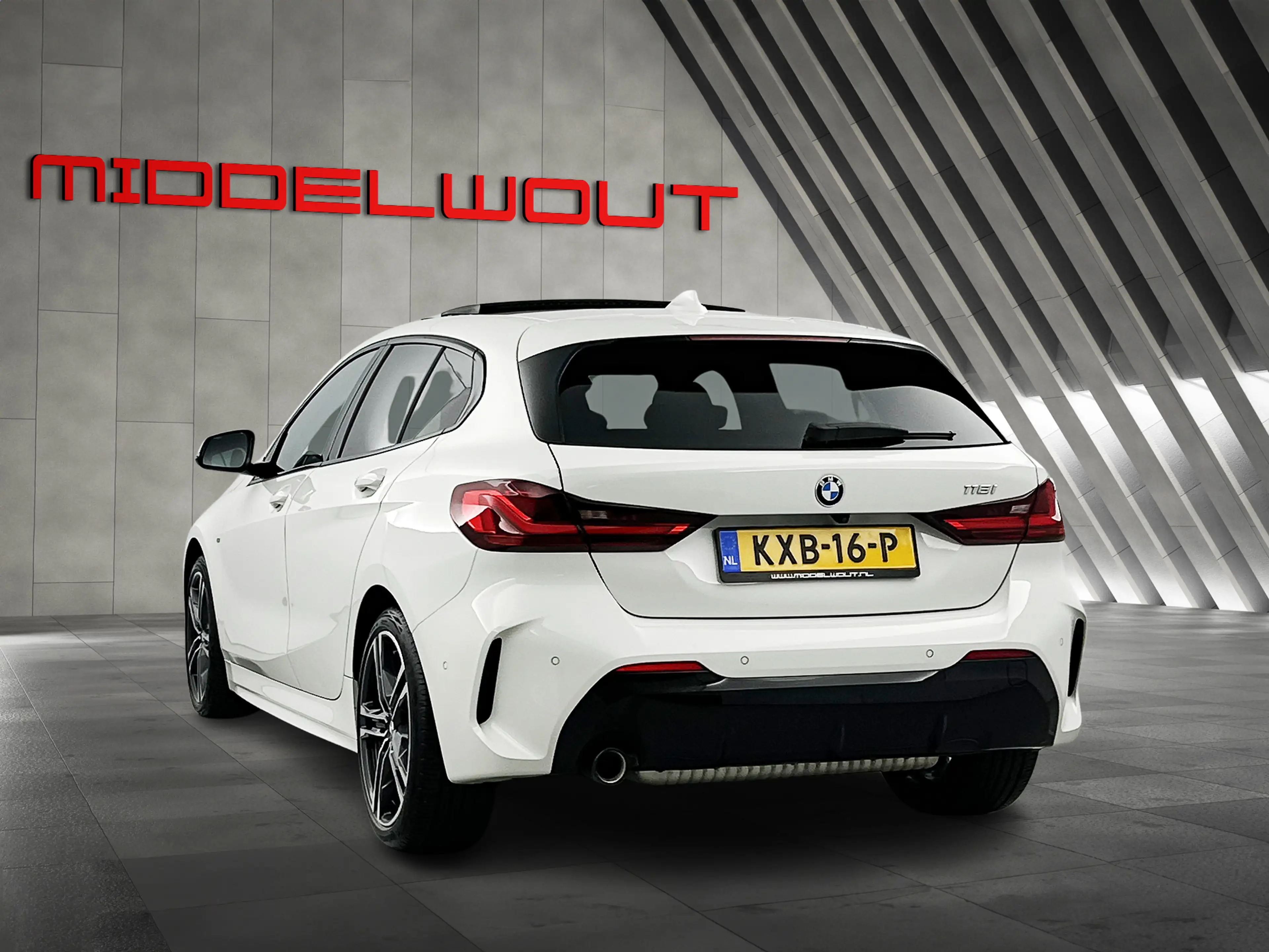 BMW 118 1-serie 118i AUT M Sport Schuifdak/Cruise/Shadow l — photo 7