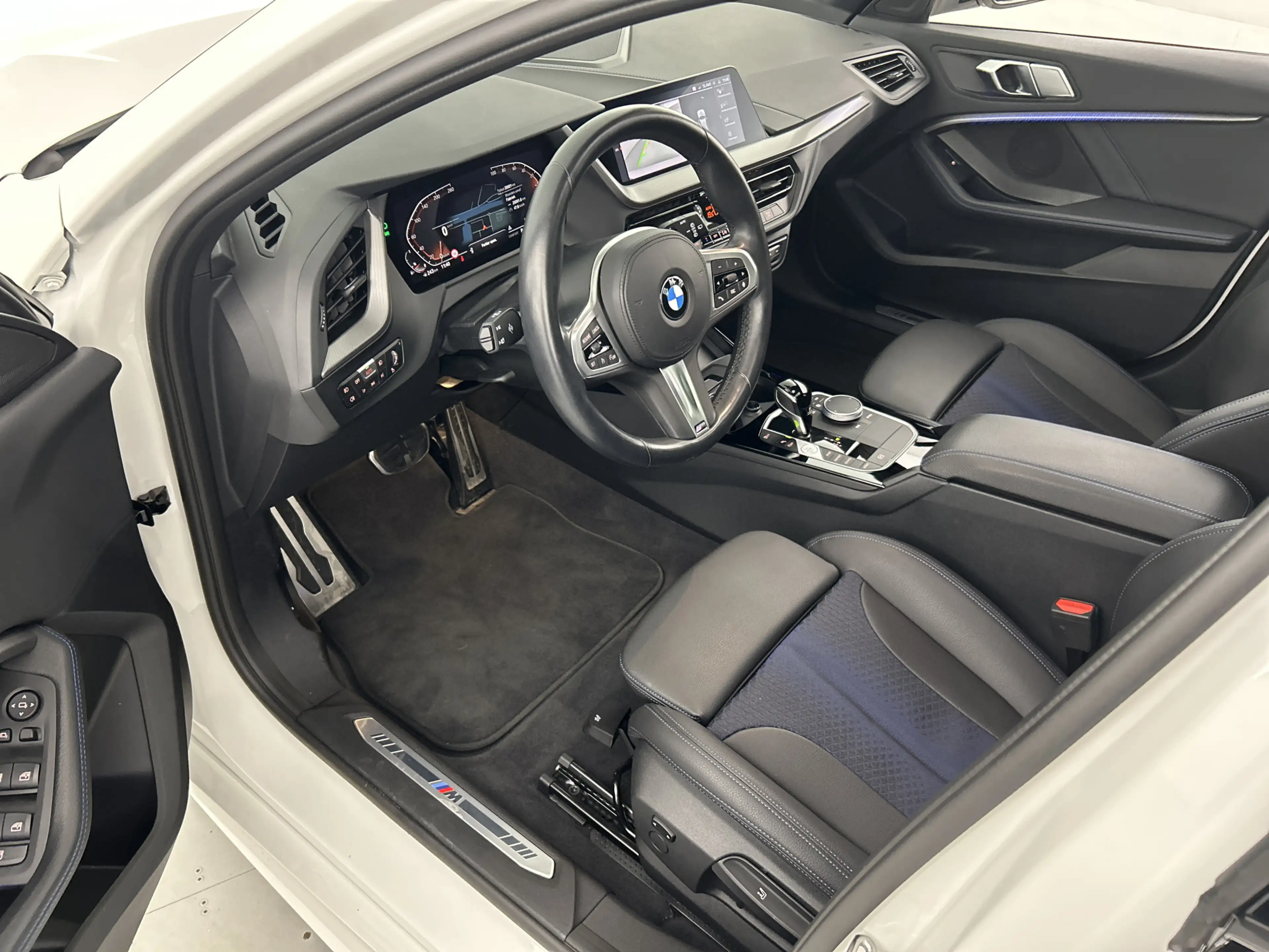 BMW 118 1-serie 118i AUT M Sport Schuifdak/Cruise/Shadow l — photo 12