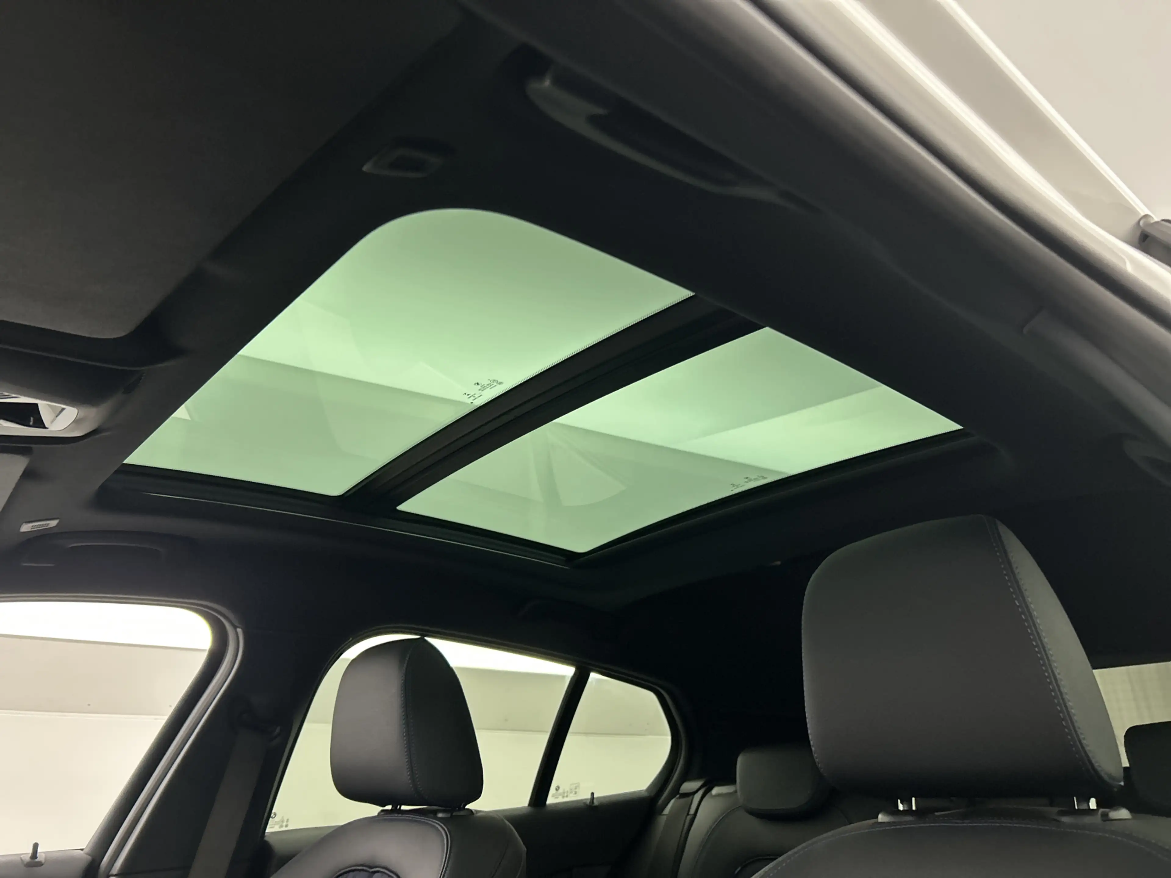 BMW 118 1-serie 118i AUT M Sport Schuifdak/Cruise/Shadow l — photo 15