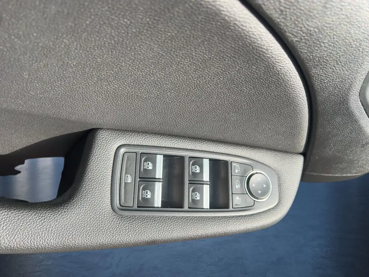 Renault Clio 1.6 E-TECH 140 EXPERIENCE, миниатюра 13