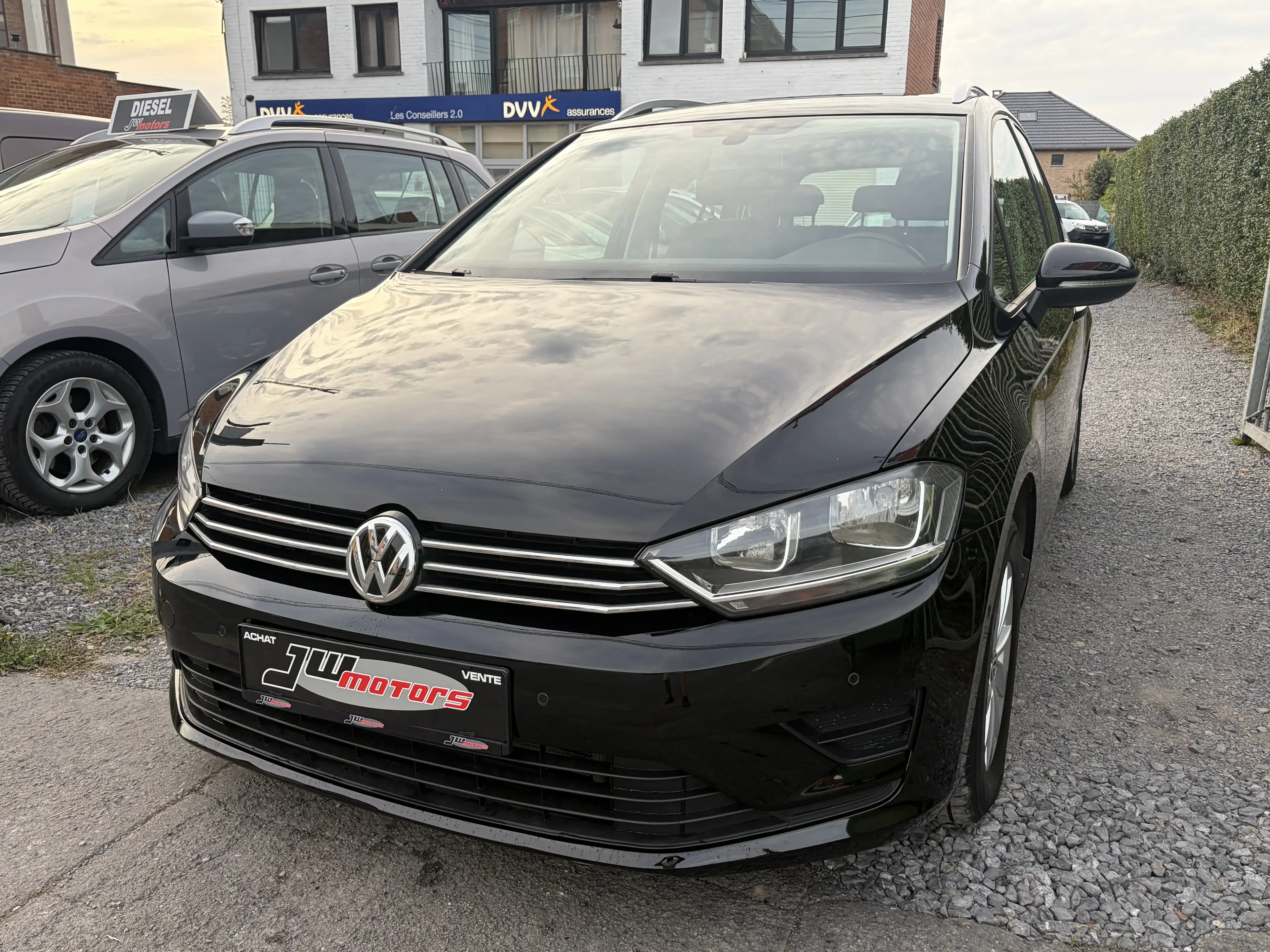 Volkswagen Golf Sportsvan 1.6 CR TDi 110Cv **Super Equipée** Etat Neuf -- Garantie 1 An
