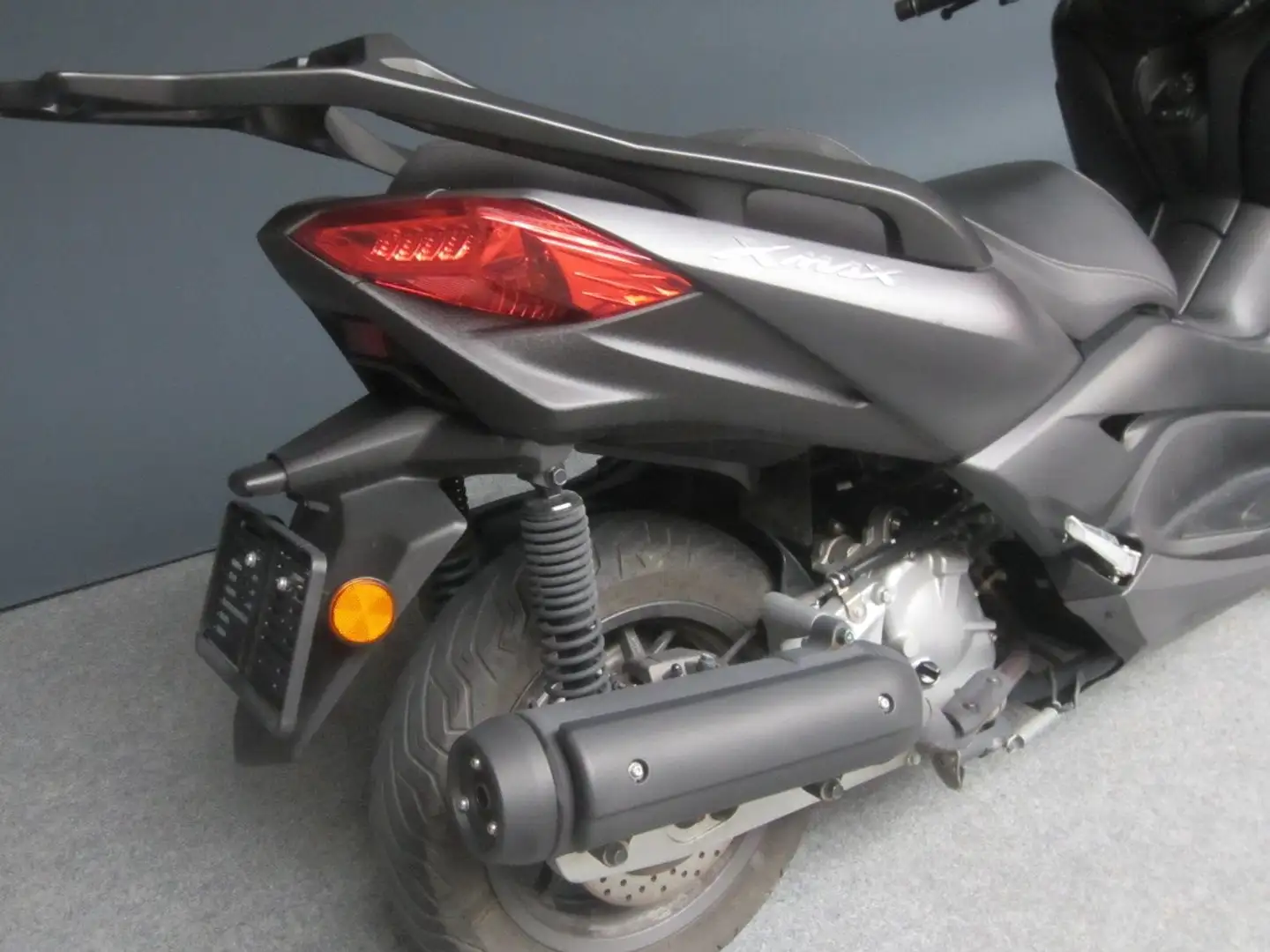 Yamaha X-Max 125 1.Hand Grau - 2